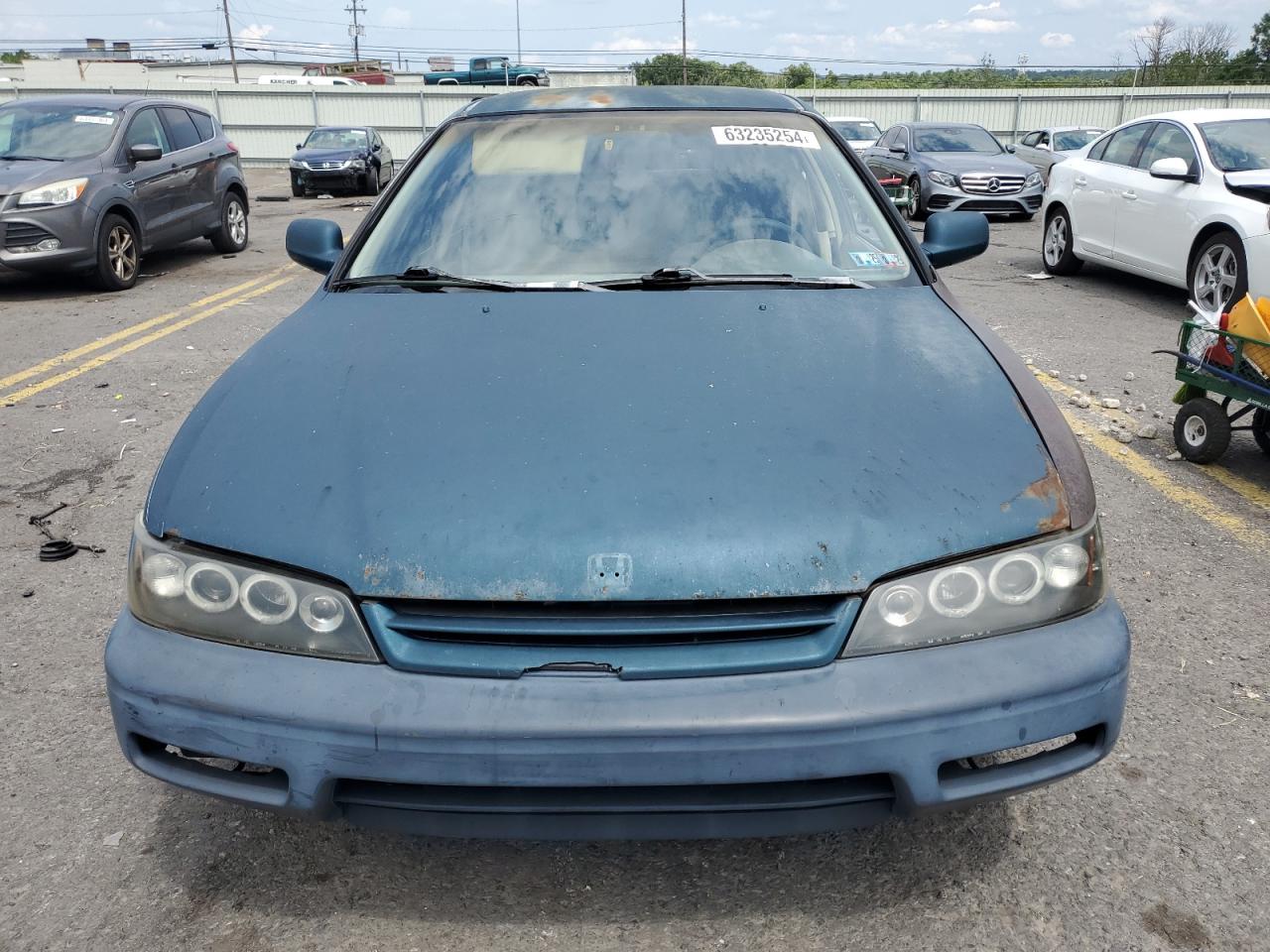 1HGCE1829SA004279 1995 Honda Accord Lx