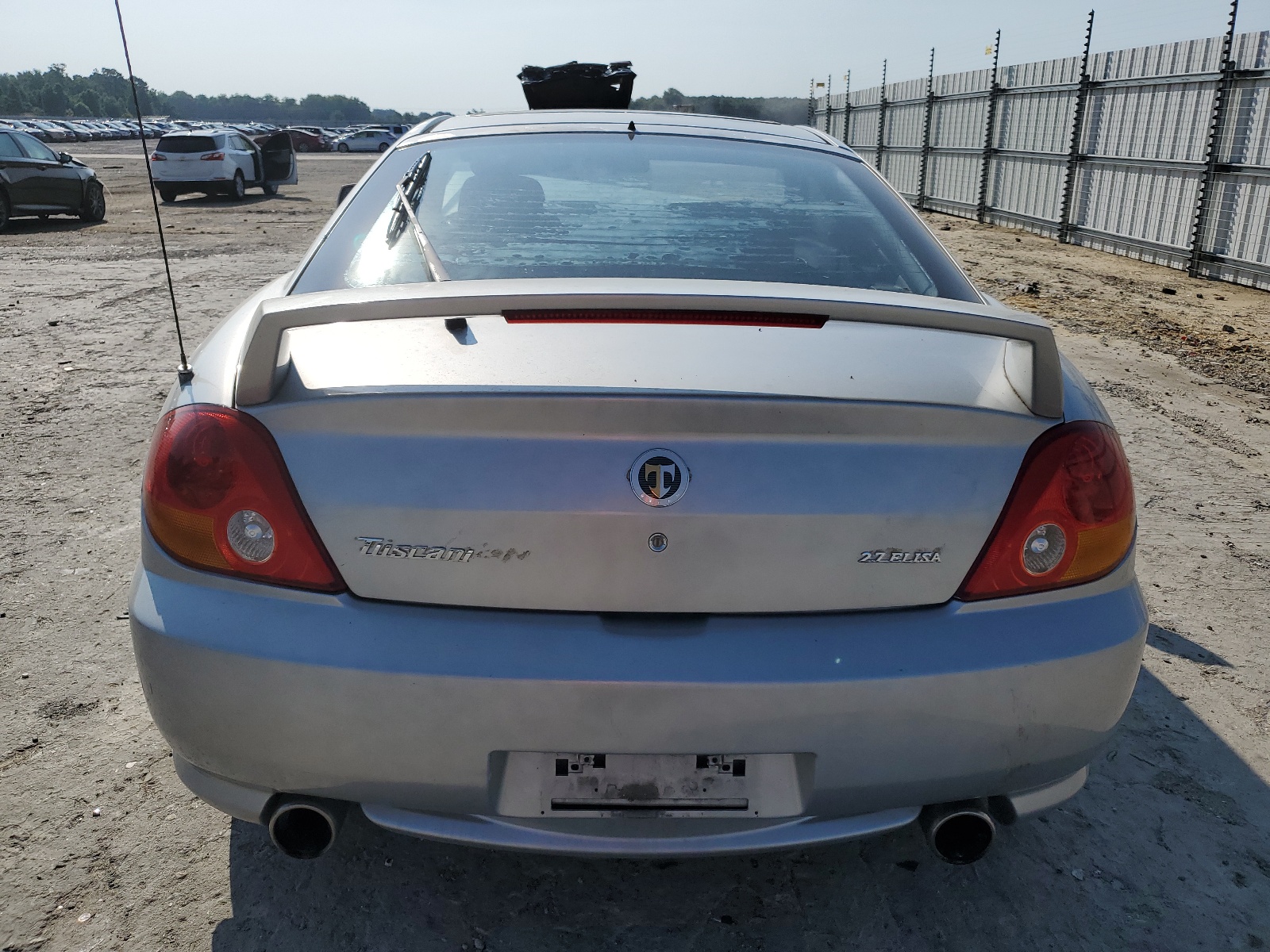 KMHHN65F64U108704 2004 Hyundai Tiburon Gt