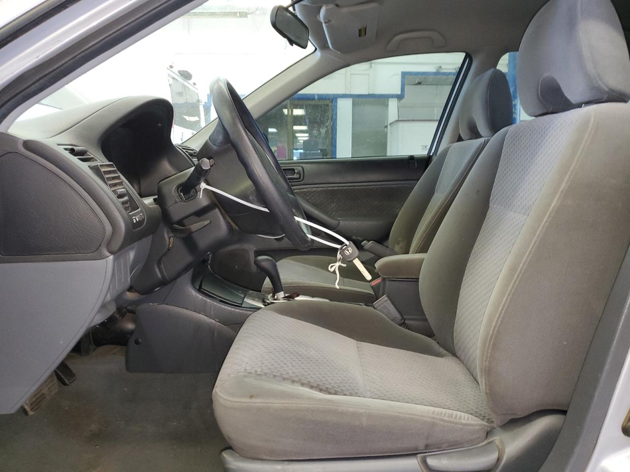 2004 Honda Civic Dx Vp VIN: 2HGES16384H587008 Lot: 62830204