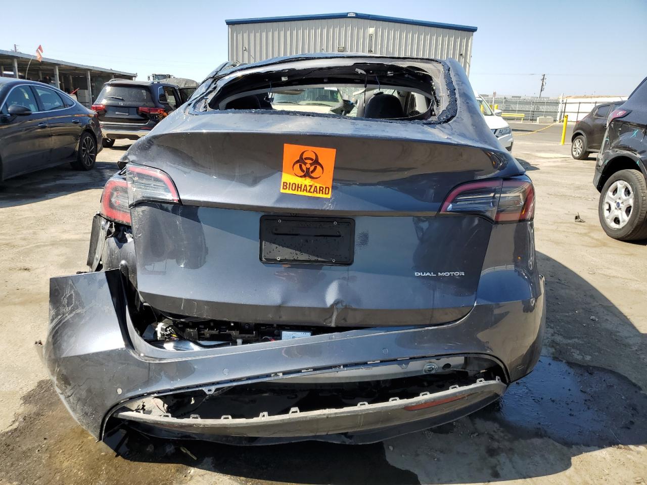 VIN 7SAYGDEE5NF553720 2022 TESLA MODEL Y no.6