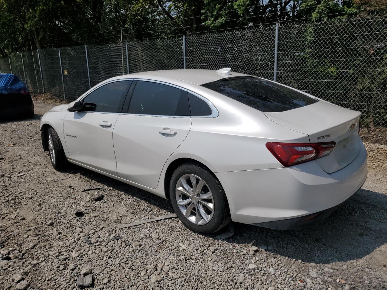 1G1ZD5ST9KF149127 2019 CHEVROLET MALIBU - Image 2