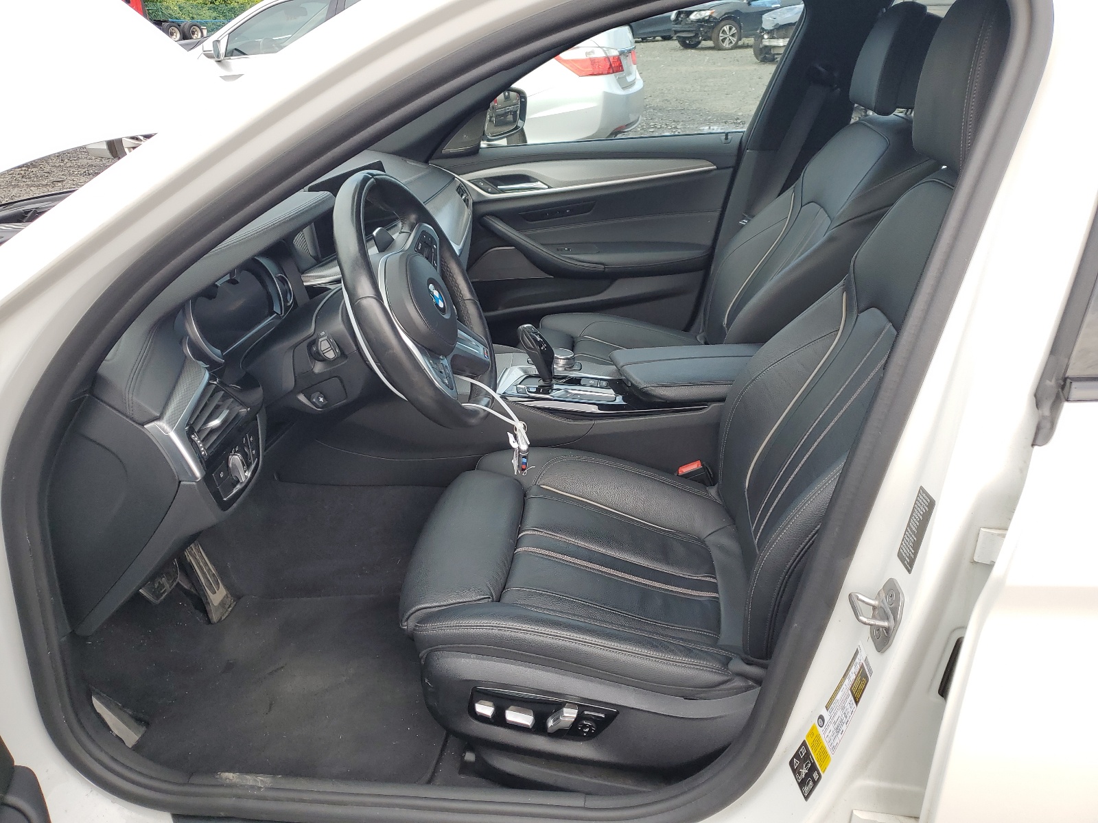 WBAJE7C39HG478938 2017 BMW 540 Xi