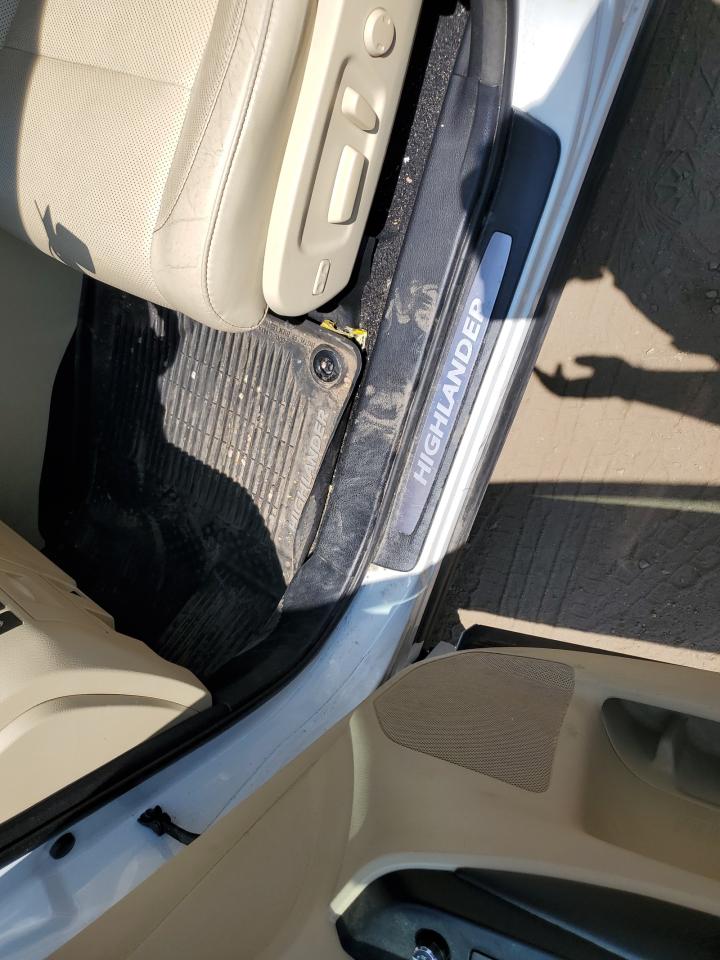 2018 Toyota Highlander Limited VIN: 5TDDZRFH6JS828674 Lot: 65581414