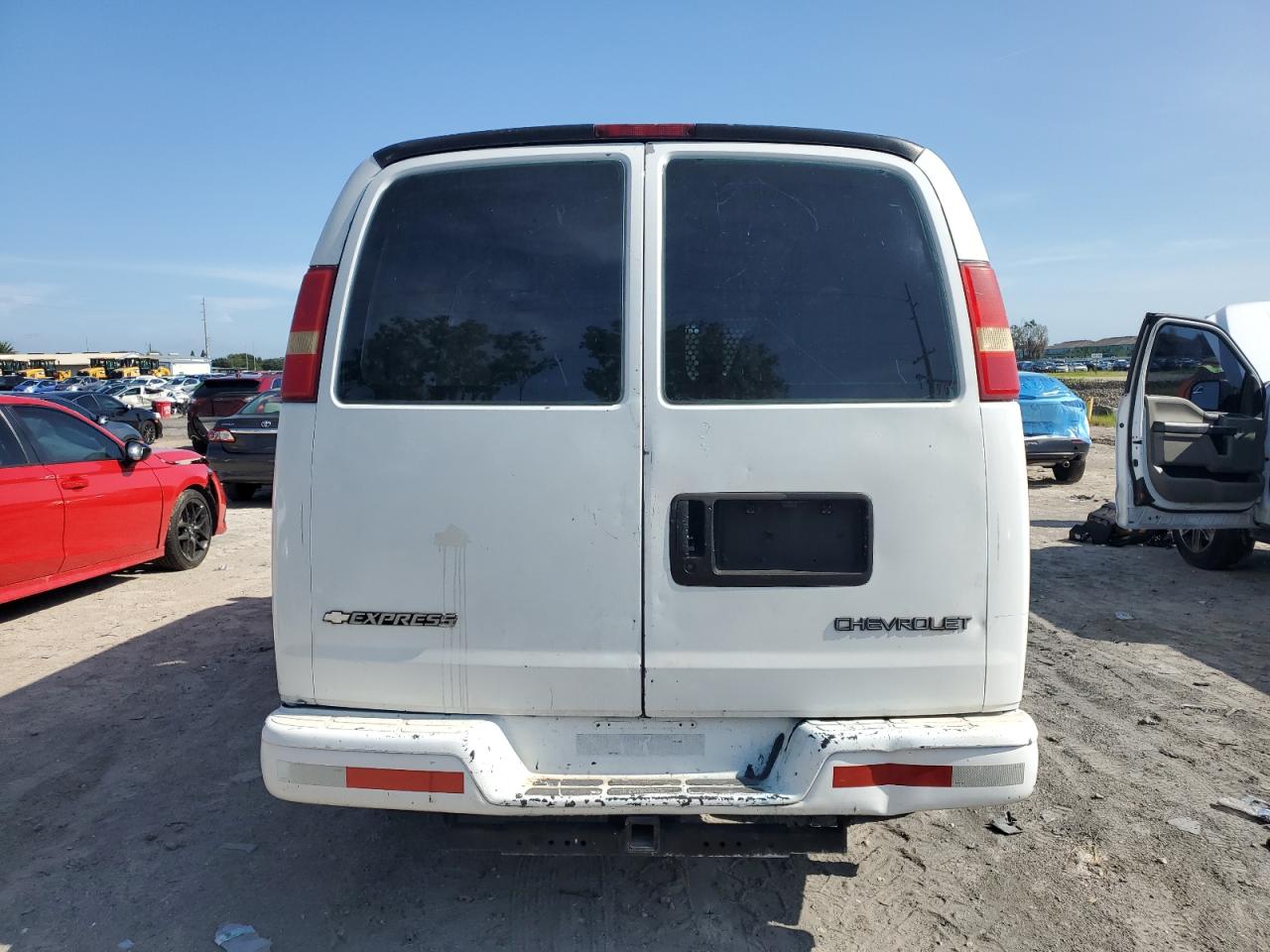 1GCFG15X561154191 2006 Chevrolet Express G1500