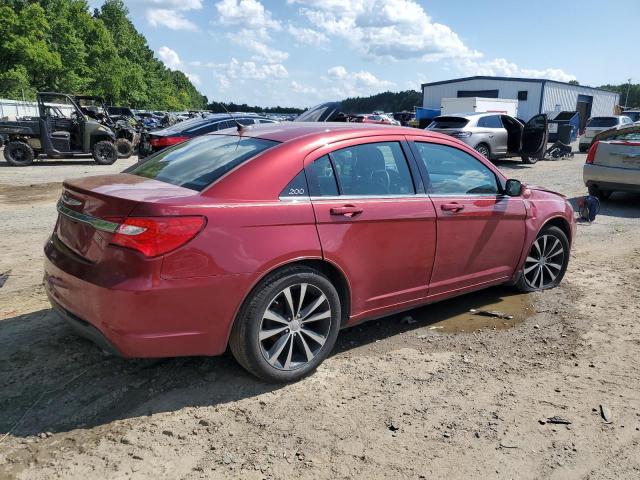 Седани CHRYSLER 200 2014 Червоний