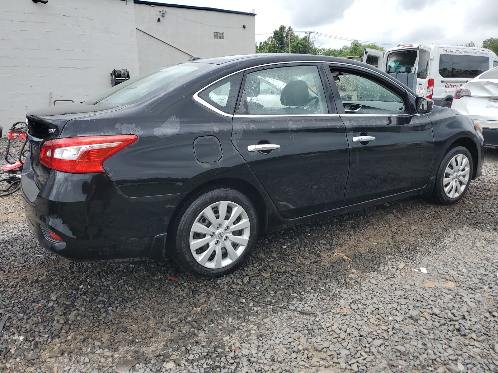 2017 Nissan Sentra S vin: 3N1AB7AP5HY262720