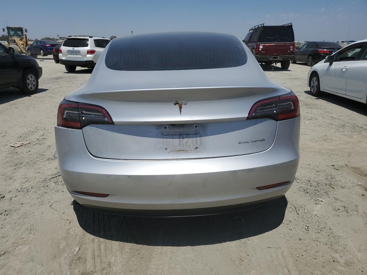 2018 Tesla Model 3 VIN: 5YJ3E1EB9JF065303 Lot: 64199094