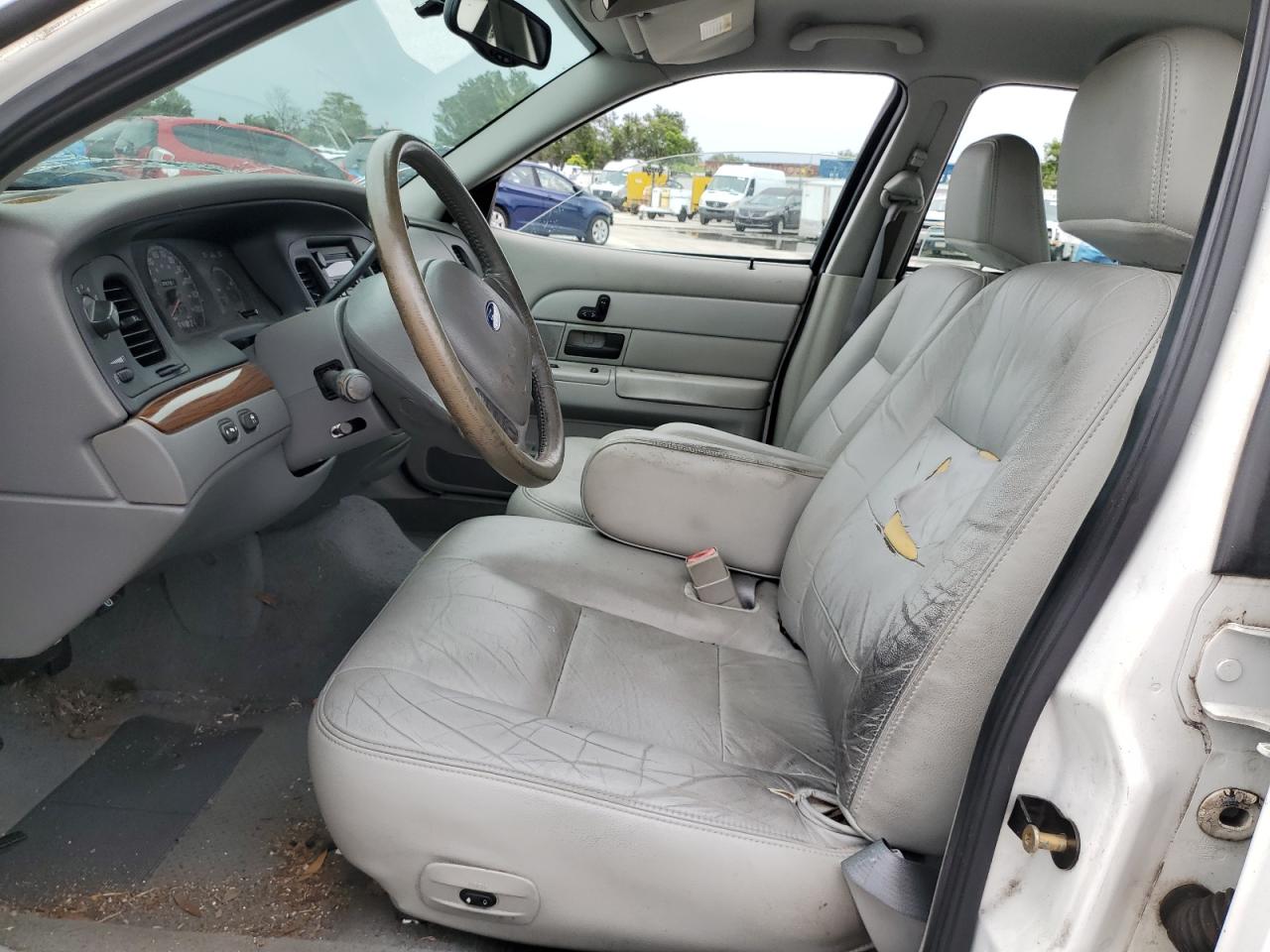 2004 Ford Crown Victoria Lx VIN: 2FAFP74WX4X140874 Lot: 62530204