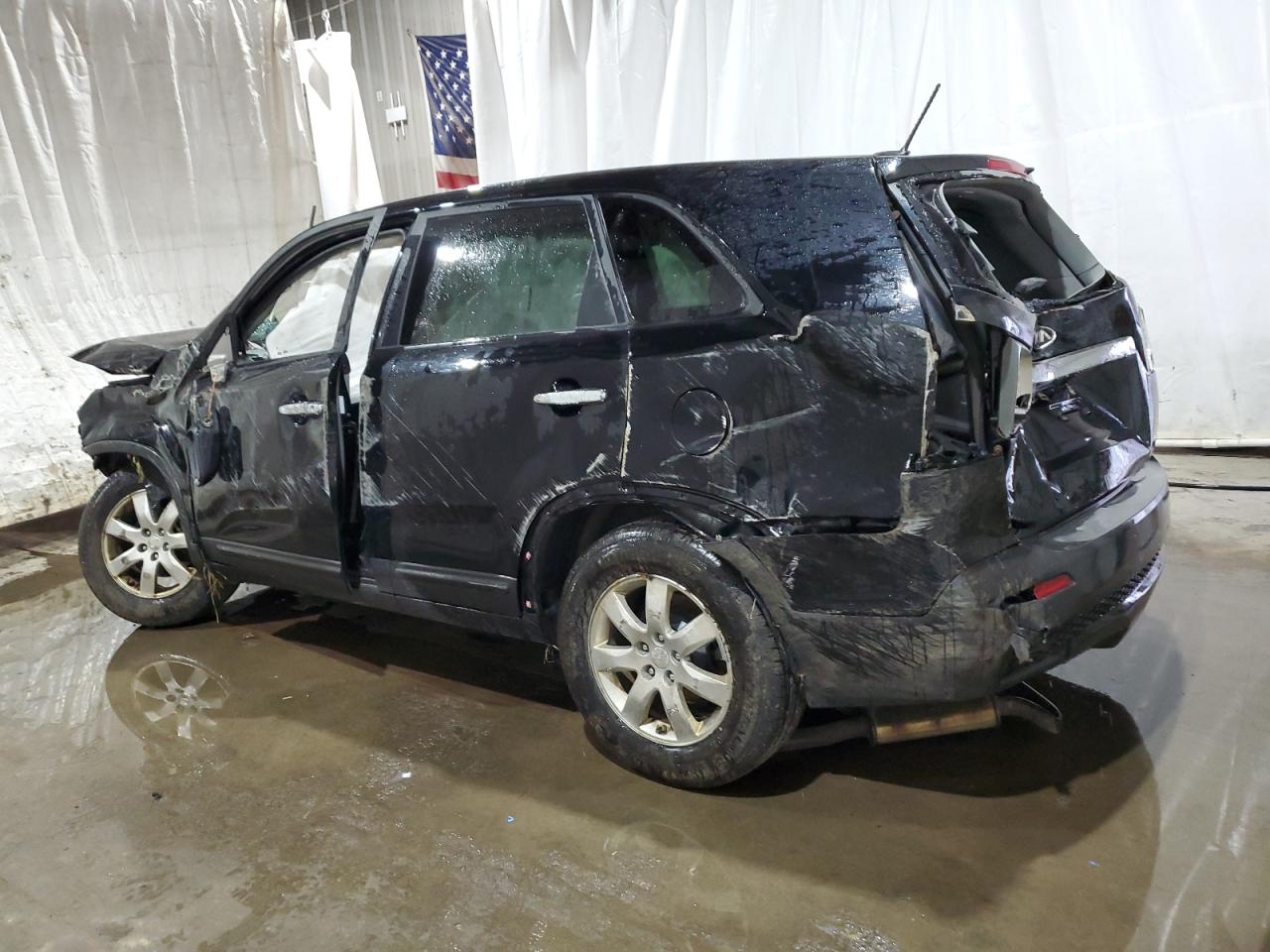 2011 Kia Sorento - Image 2