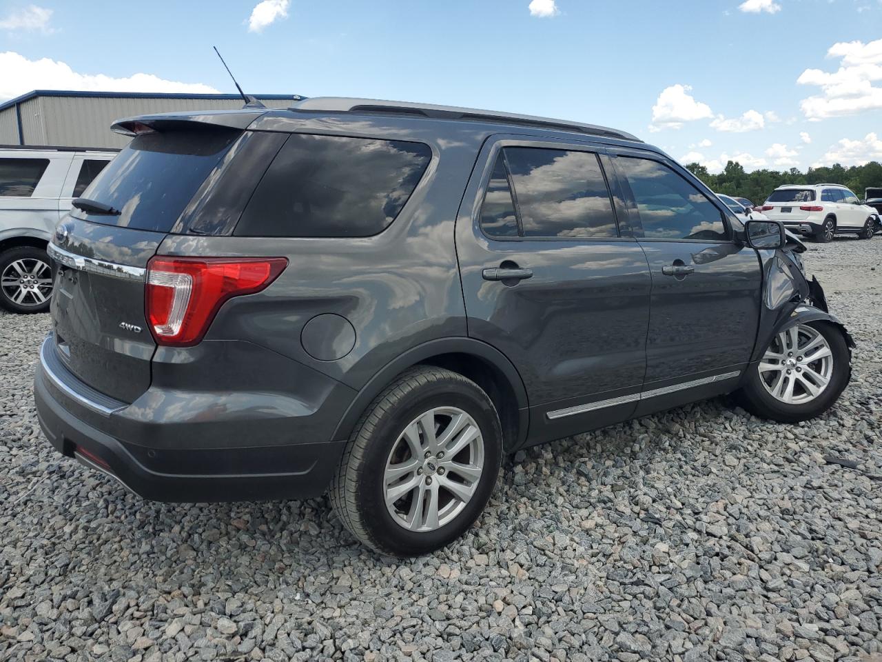 2018 Ford Explorer - Image 3