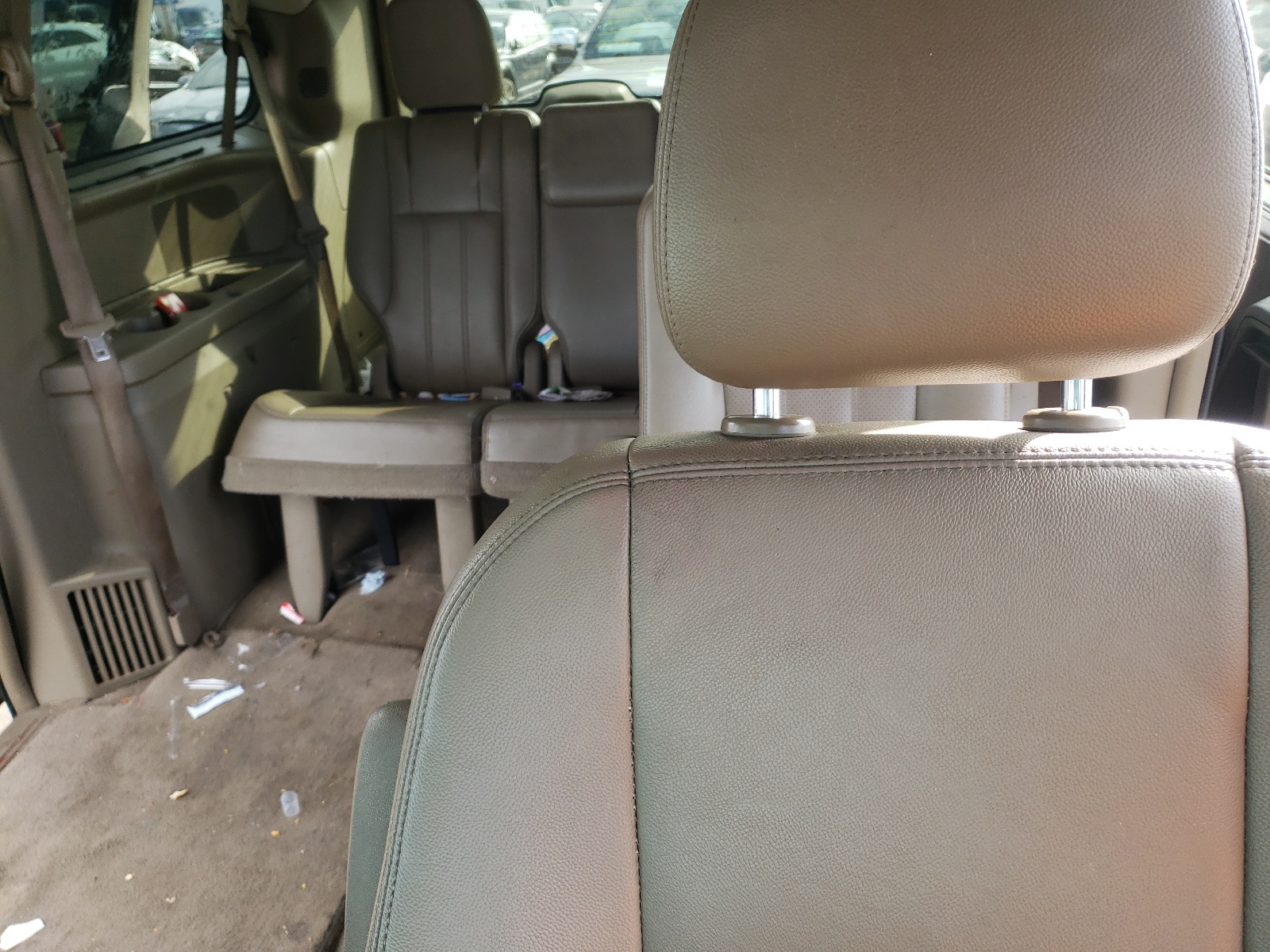 2C4RC1CG0CR250412 2012 Chrysler Town & Country Touring L