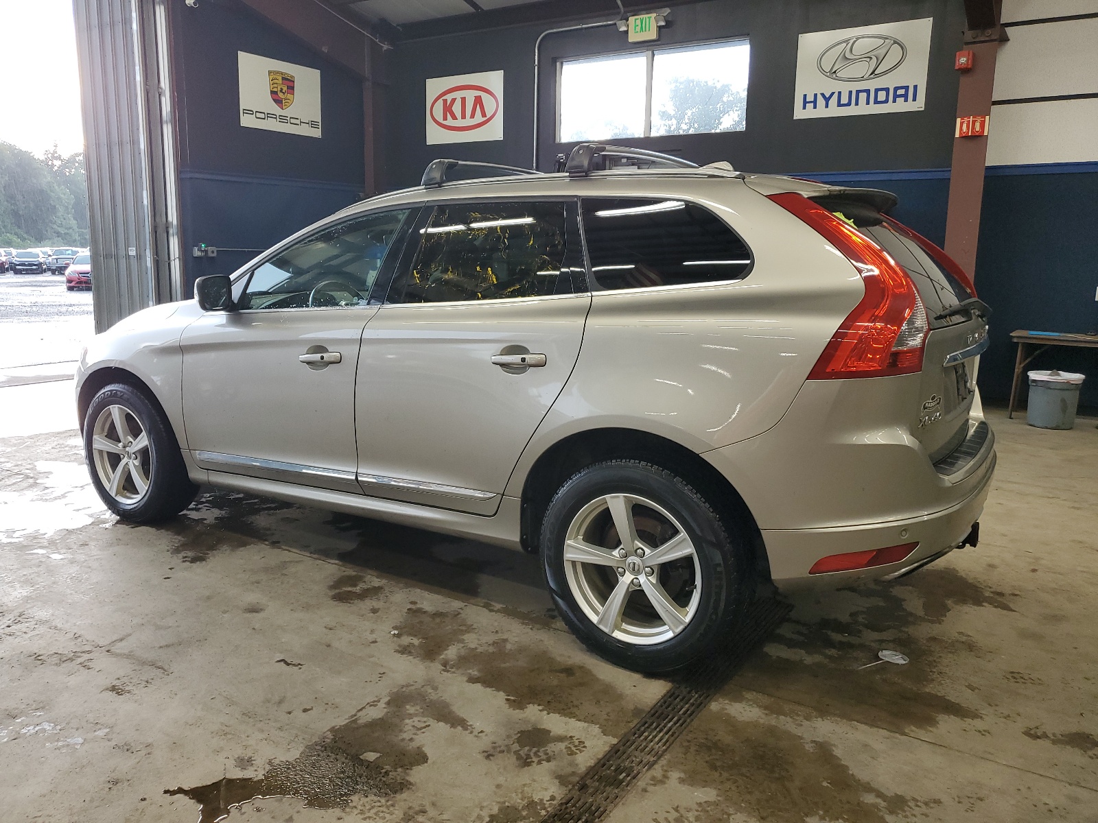 2016 Volvo Xc60 T6 Premier vin: YV449MRK8G2873087