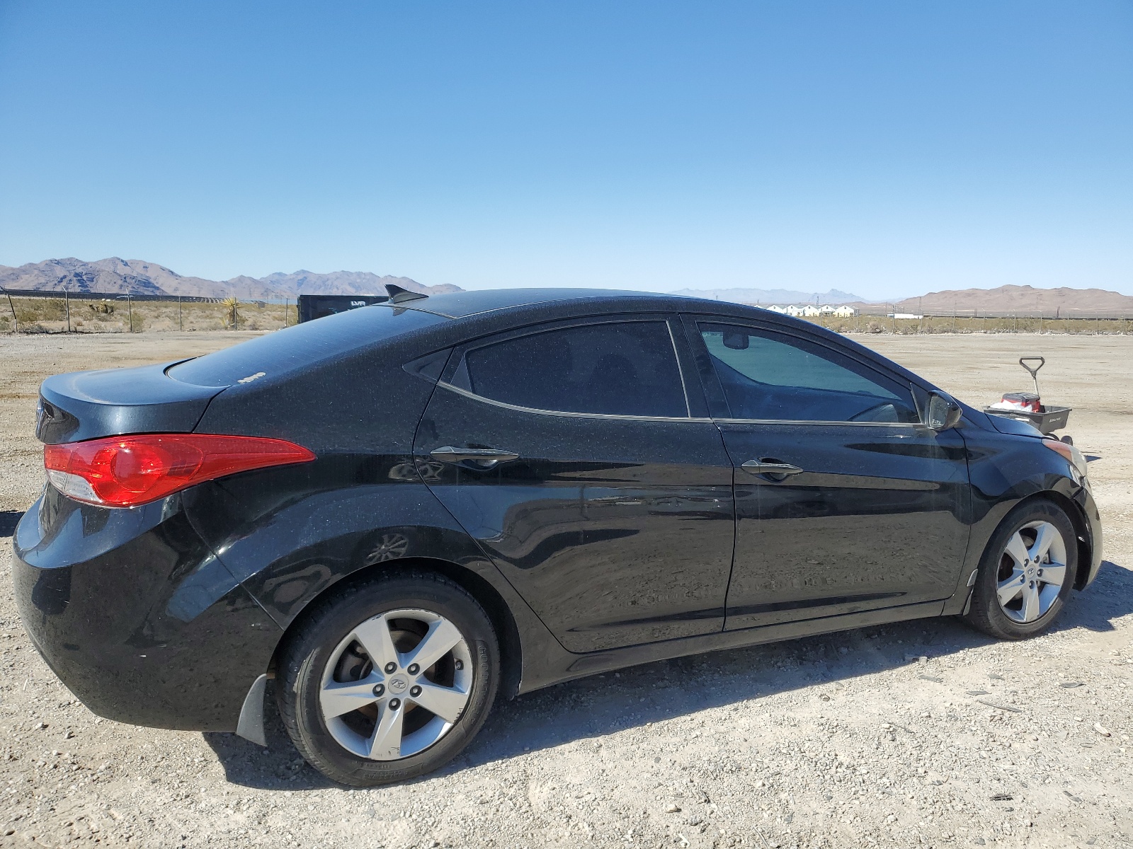 2013 Hyundai Elantra Gls vin: 5NPDH4AE4DH261104