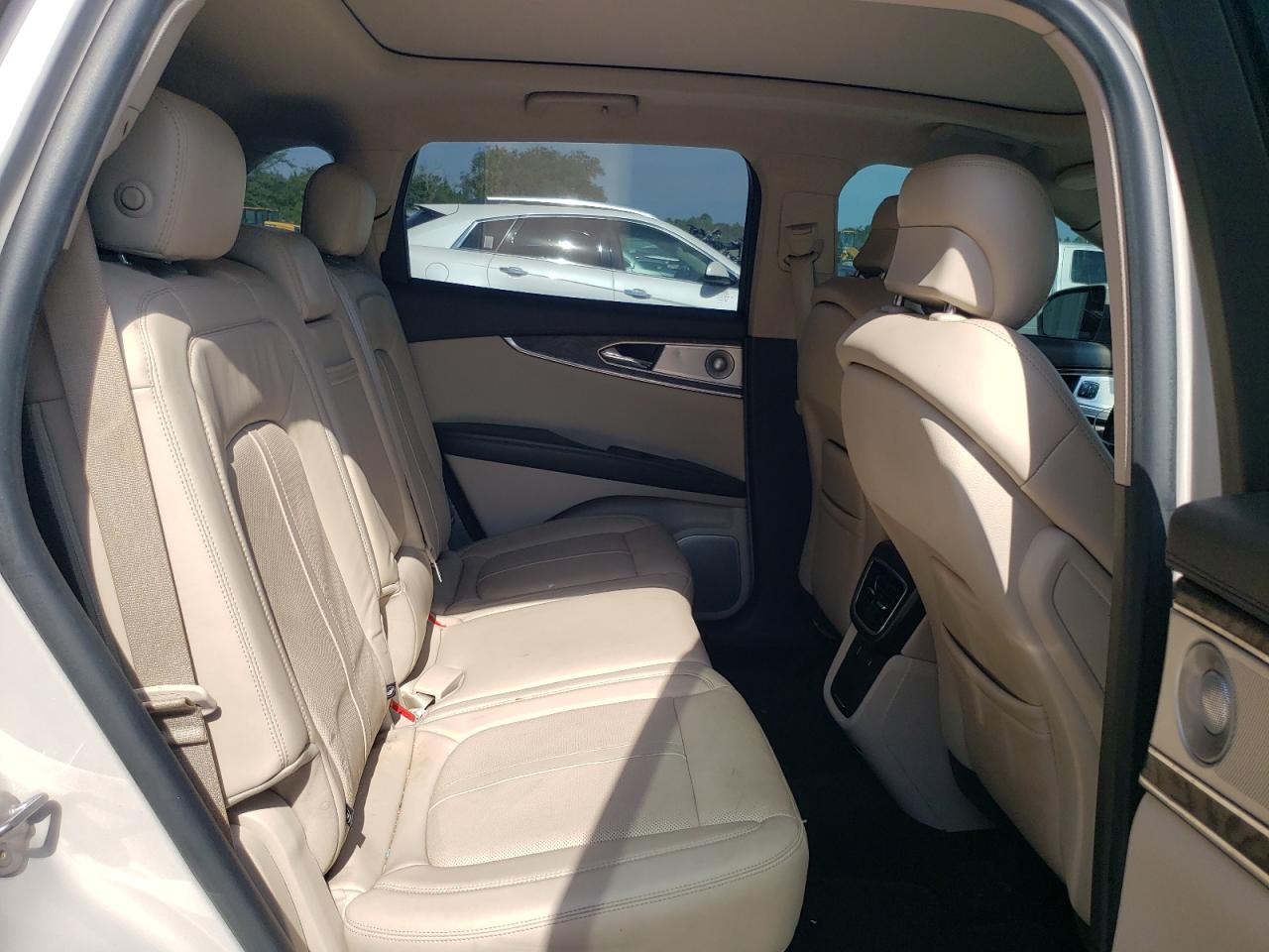 2020 Lincoln Nautilus Reserve VIN: 2LMPJ8K99LBL01780 Lot: 62079144