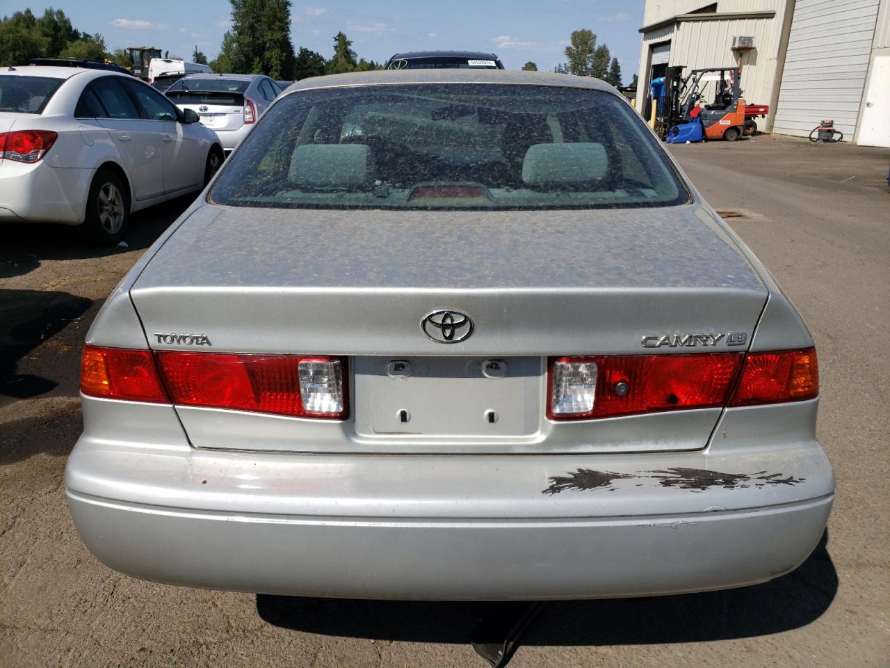 2000 Toyota Camry Ce VIN: JT2BG22KXY0503425 Lot: 64120944