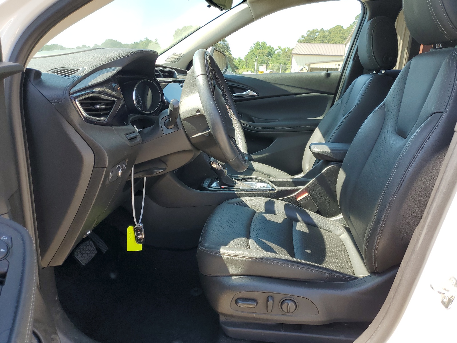 KL4MMGSL1LB097900 2020 Buick Encore Gx Essence