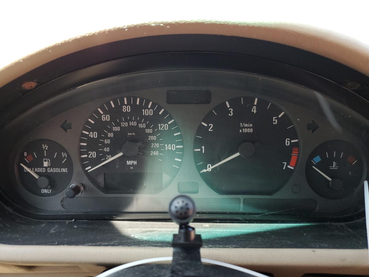 1998 BMW Z3 1.9 VIN: 4USCH732XWLE08134 Lot: 63870204