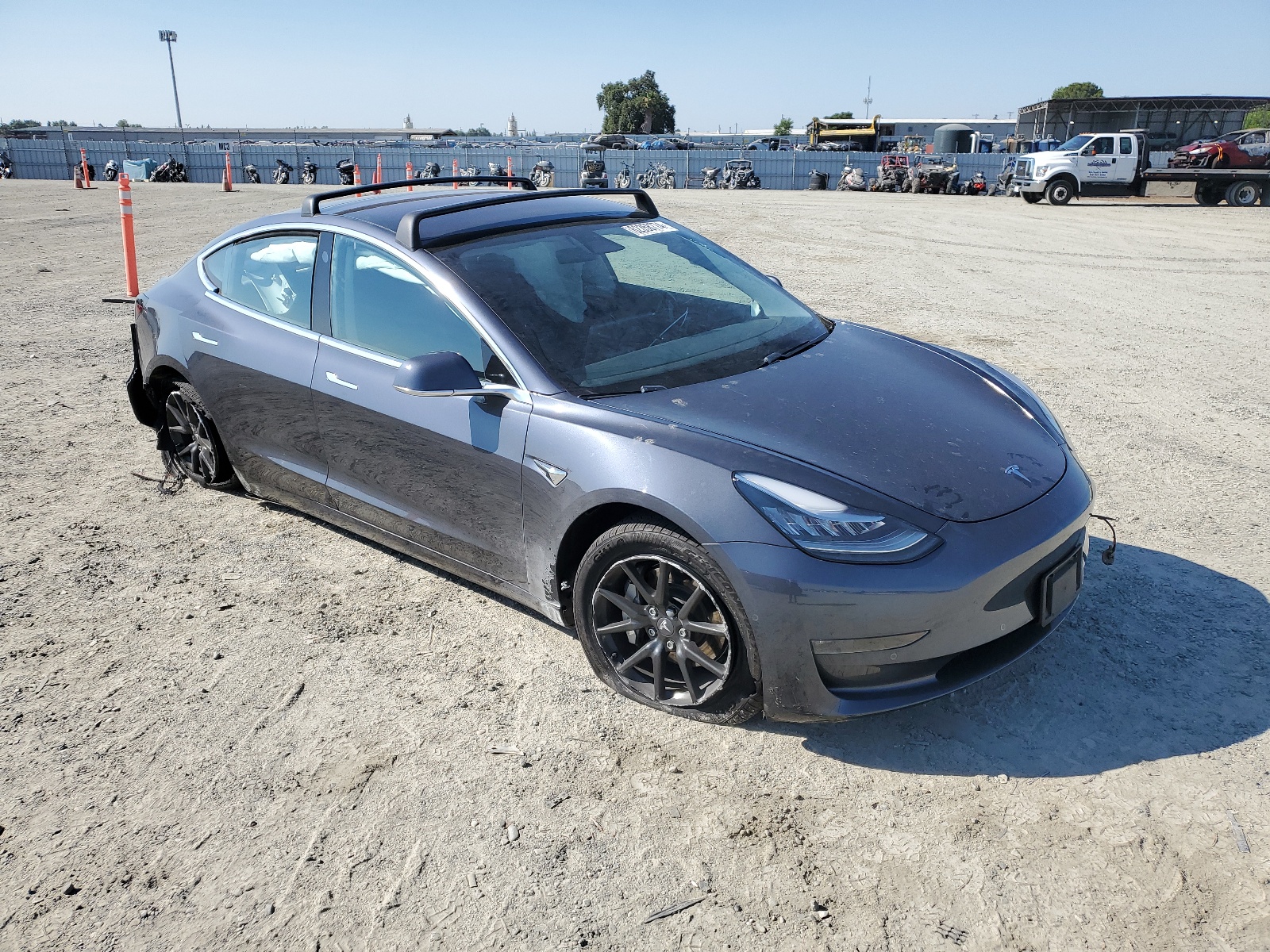 5YJ3E1EA8JF021672 2018 Tesla Model 3