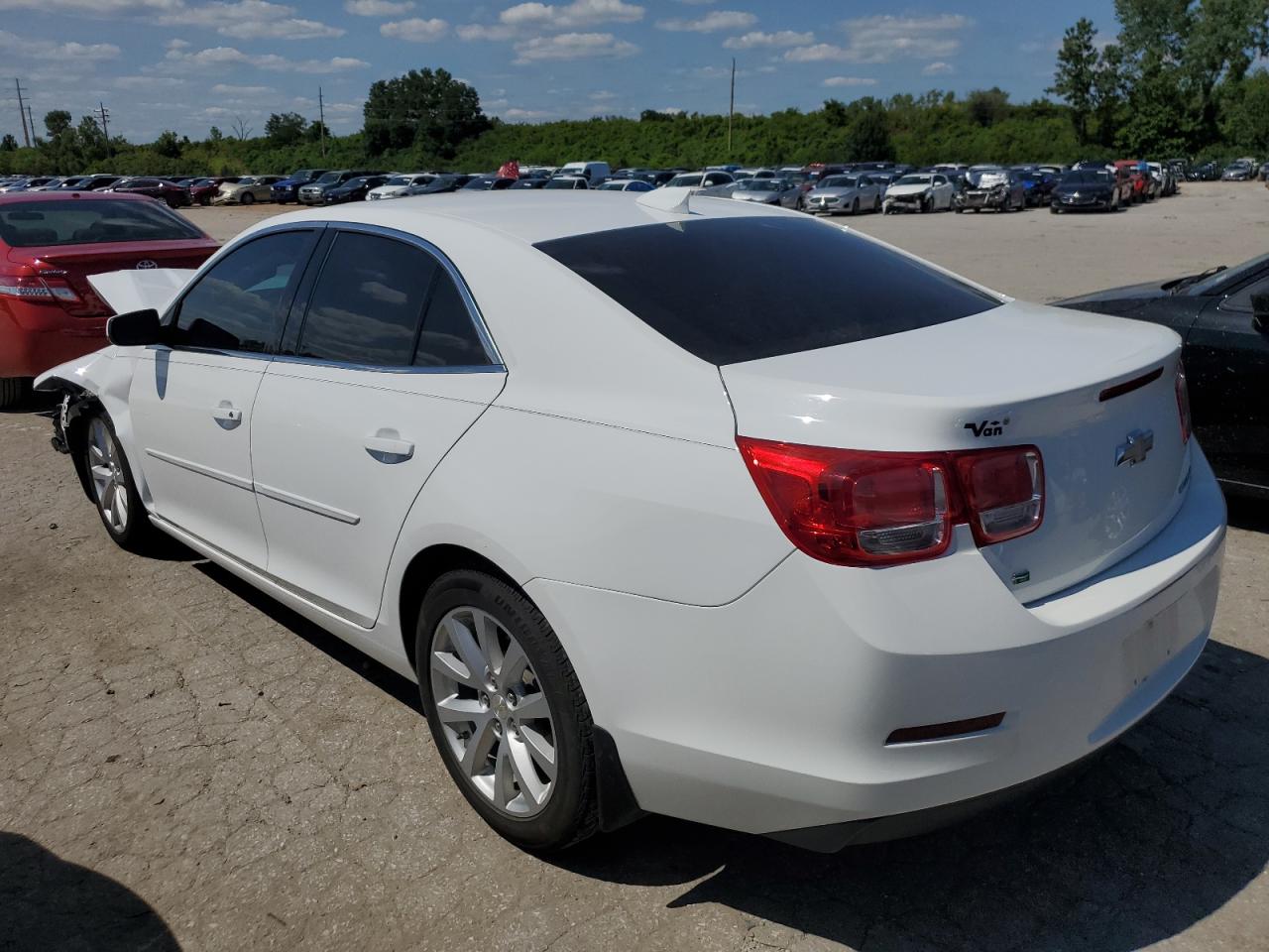 2015 Chevrolet Malibu - Image 2