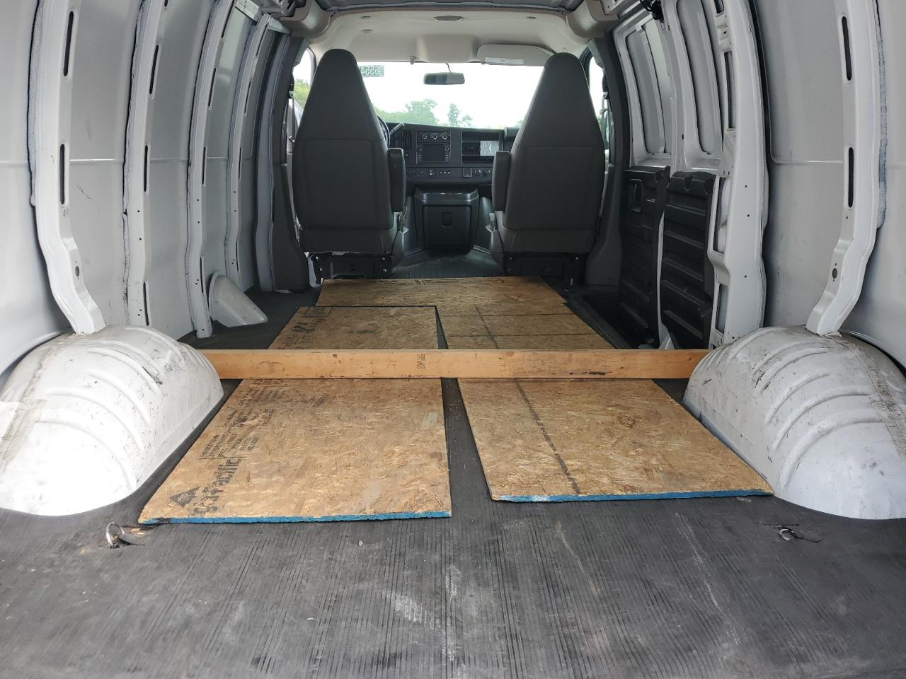 2019 Chevrolet Express G2500 VIN: 1GCWGAFP0K1243952 Lot: 67983084