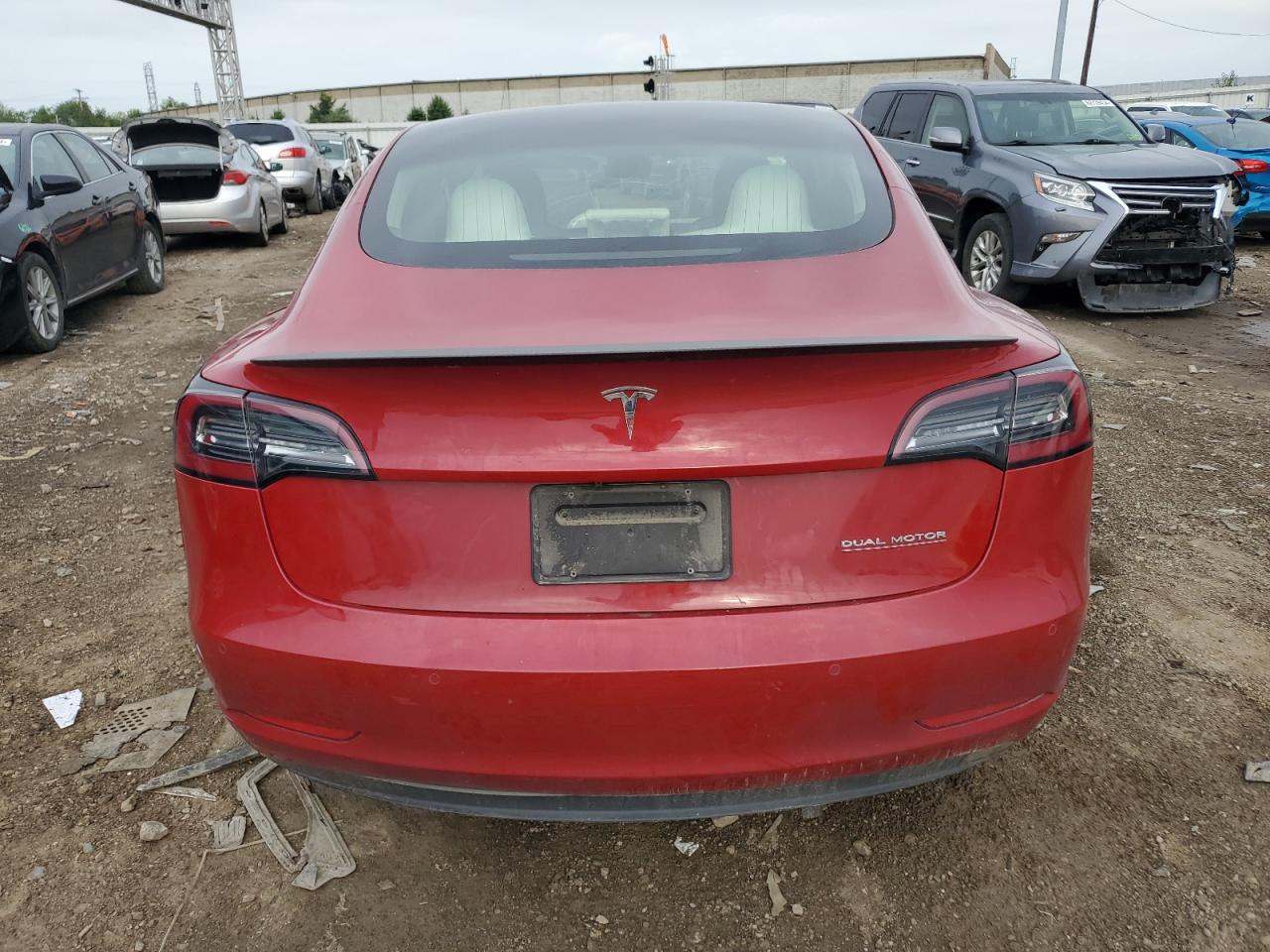 2019 Tesla Model 3 VIN: 5YJ3E1EB4KF472687 Lot: 63332904