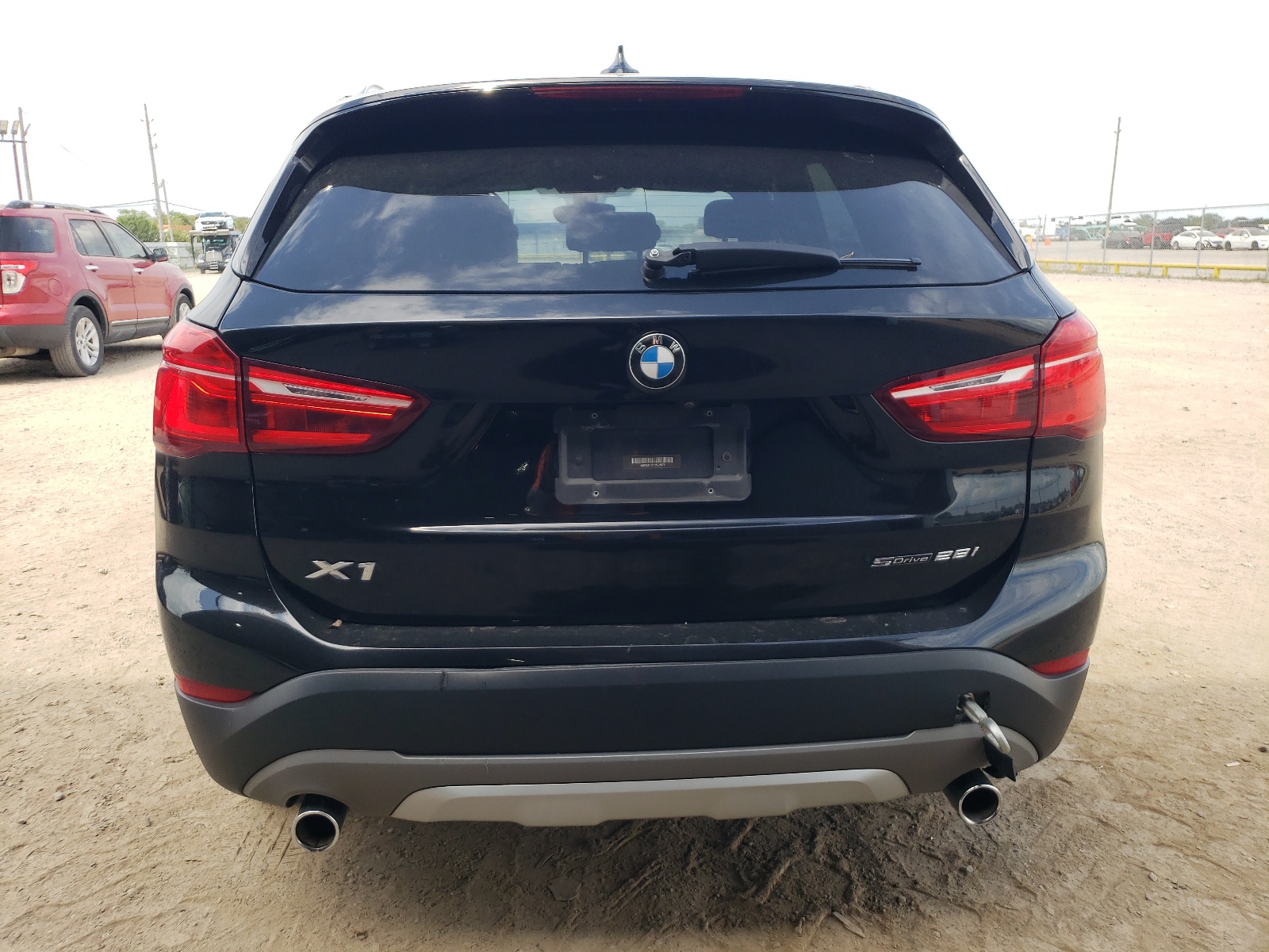 WBXHU7C31J5L06671 2018 BMW X1 Sdrive28I