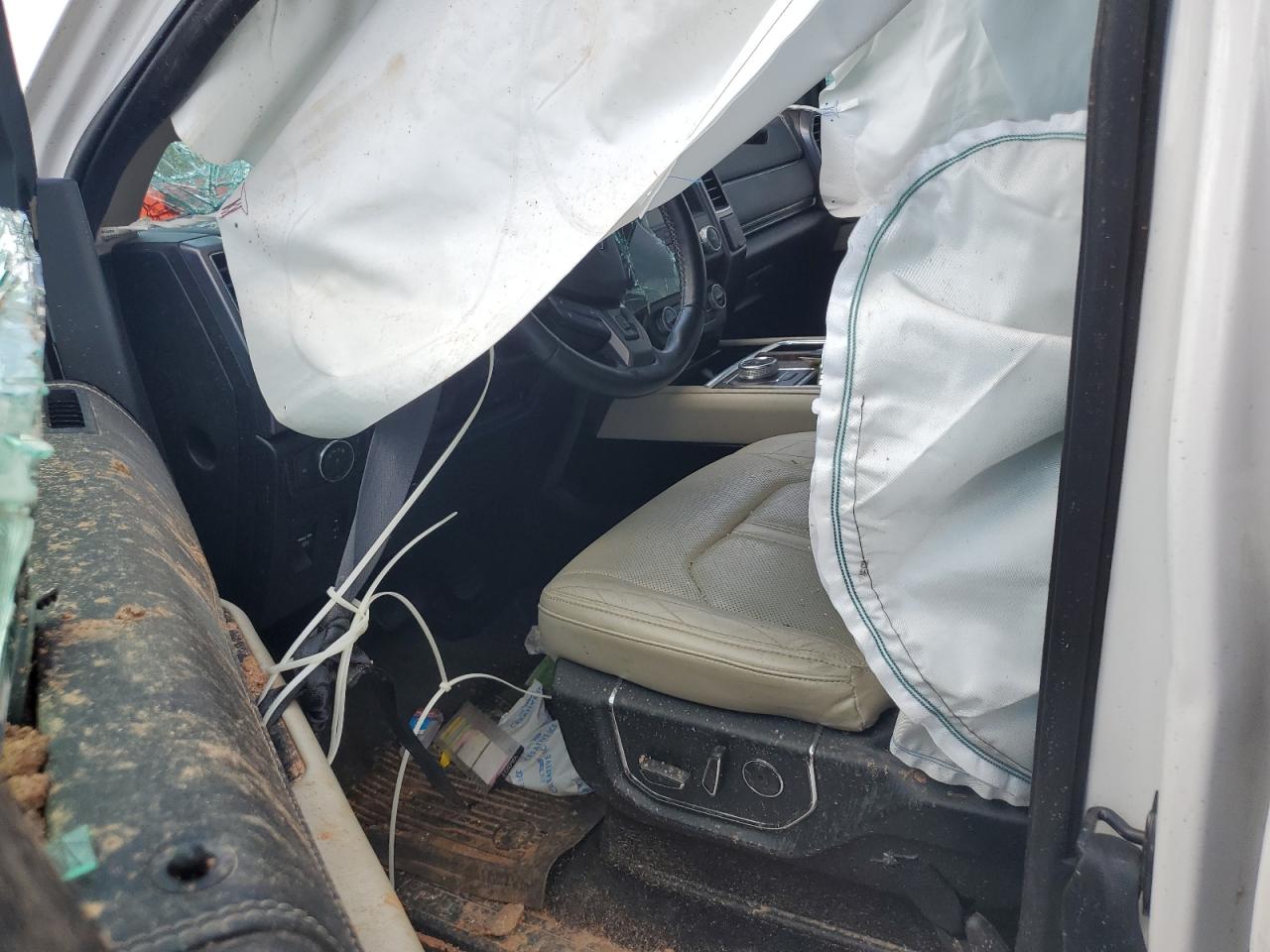 2019 Ford Expedition Platinum VIN: 1FMJU1LT9KEA75186 Lot: 62411804