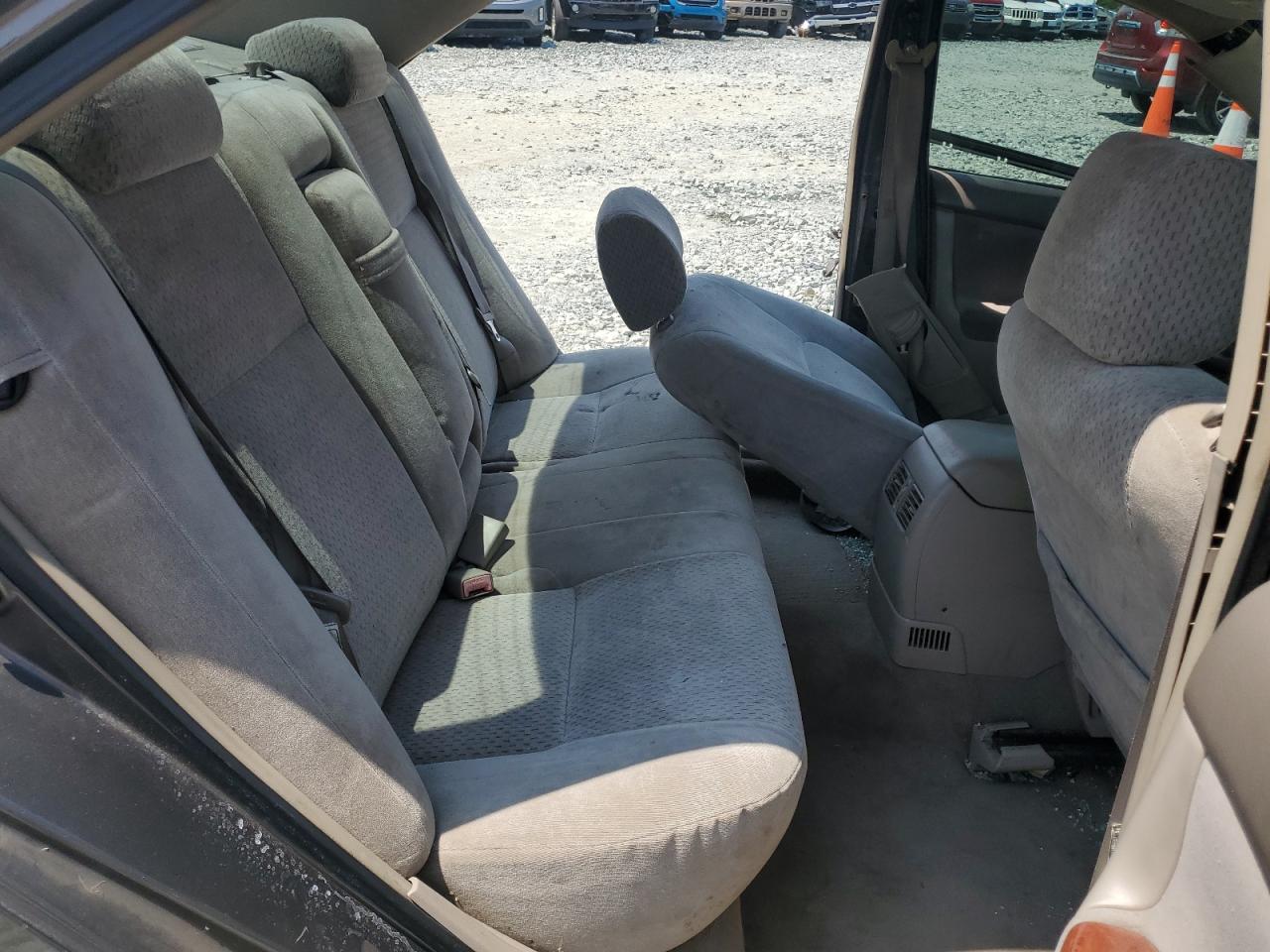 2003 Toyota Camry Le VIN: 4T1BF32K43U566999 Lot: 65321394