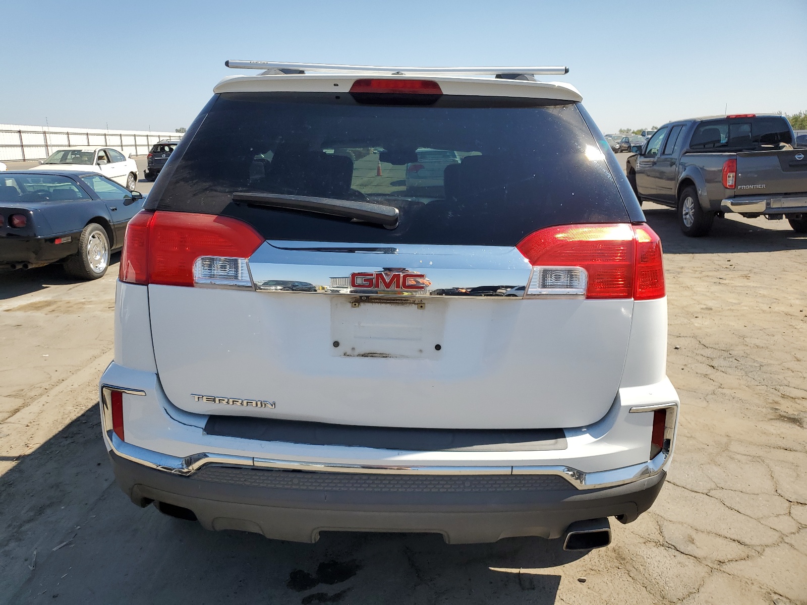 2GKFLPE34G6140118 2016 GMC Terrain Slt