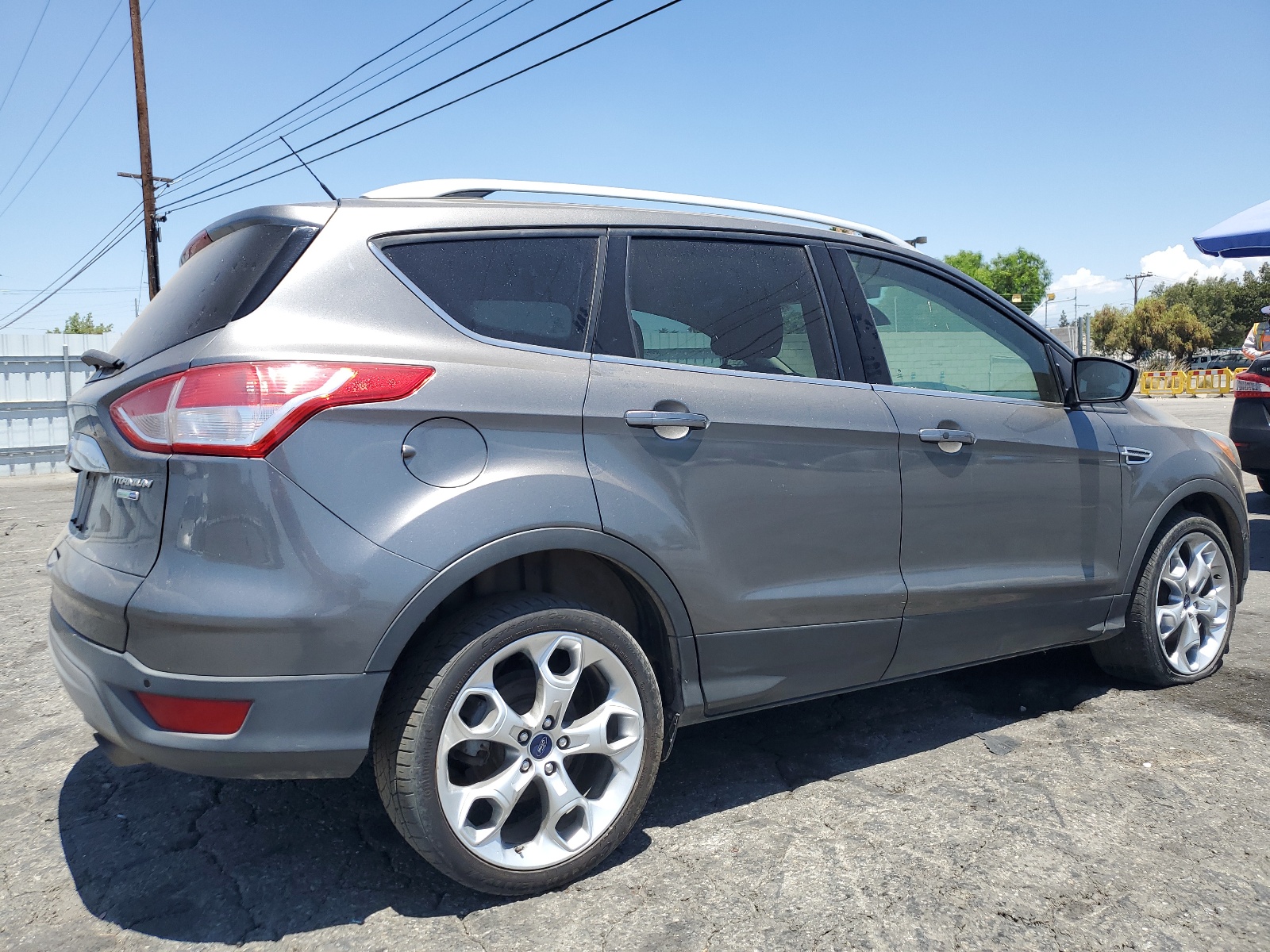 2014 Ford Escape Titanium vin: 1FMCU9J97EUB65140