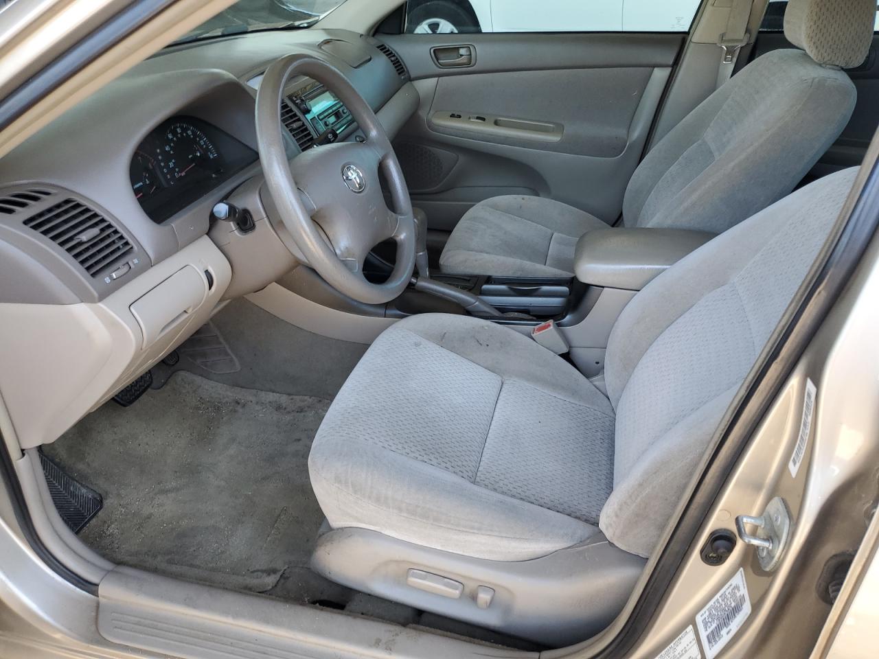 2003 Toyota Camry Le VIN: 4T1BE32K23U765679 Lot: 61942494