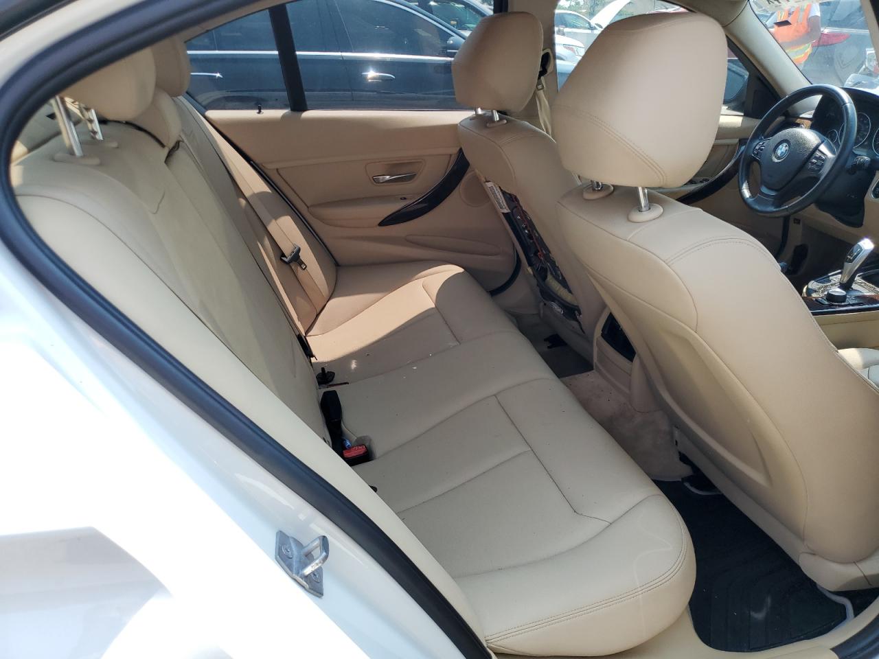 2014 BMW 320 I VIN: WBA3B1C55EP679456 Lot: 63494044