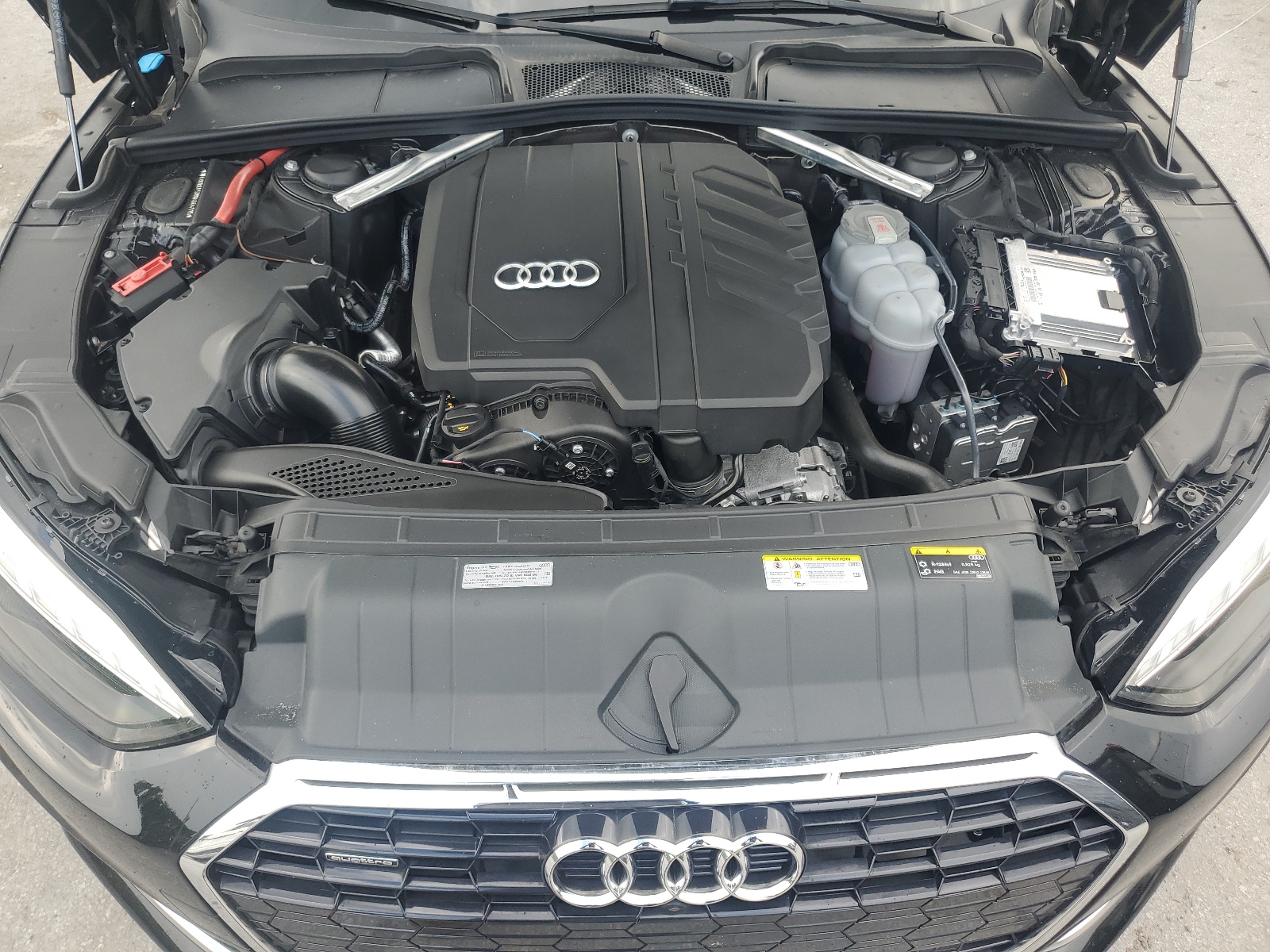 WAUCBCF5XNA004115 2022 Audi A5 Premium Plus 40