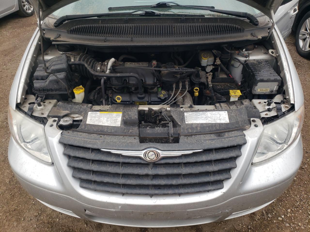 2005 Chrysler Town & Country VIN: 1C4GP45R05B235468 Lot: 59521304