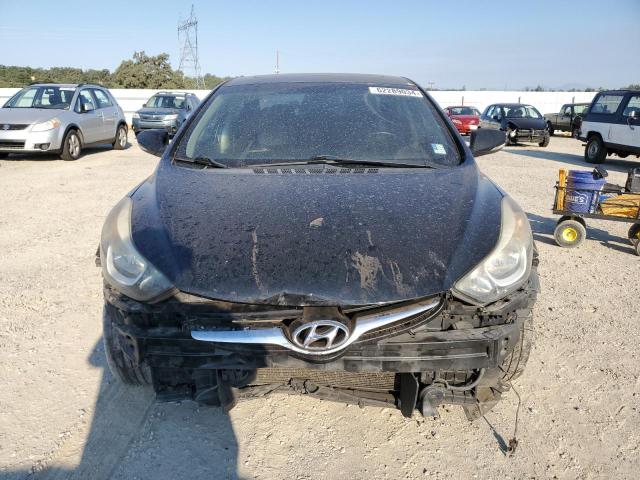  HYUNDAI ELANTRA 2016 Czarny