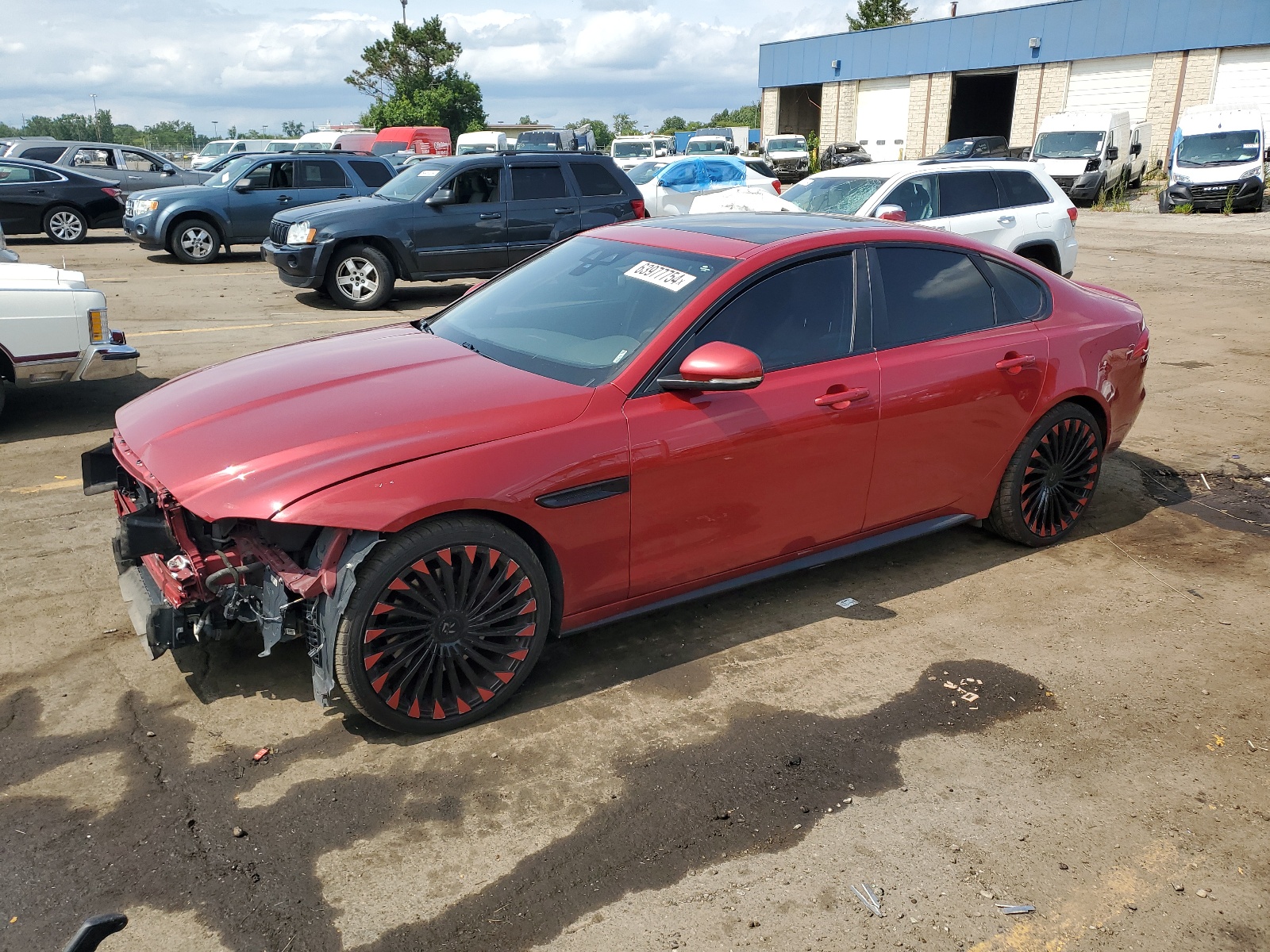 SAJBM4FVXJCY57421 2018 Jaguar Xf S