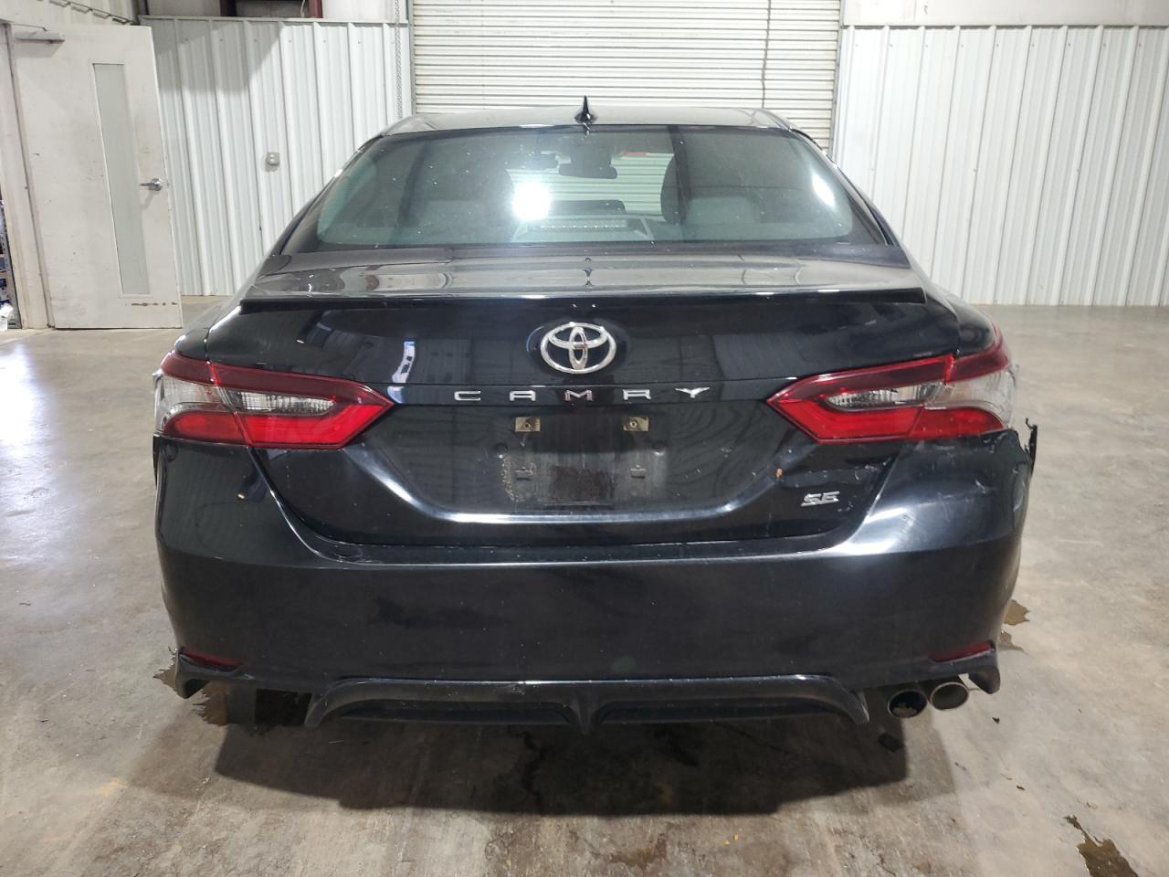 2021 Toyota Camry - Image 6