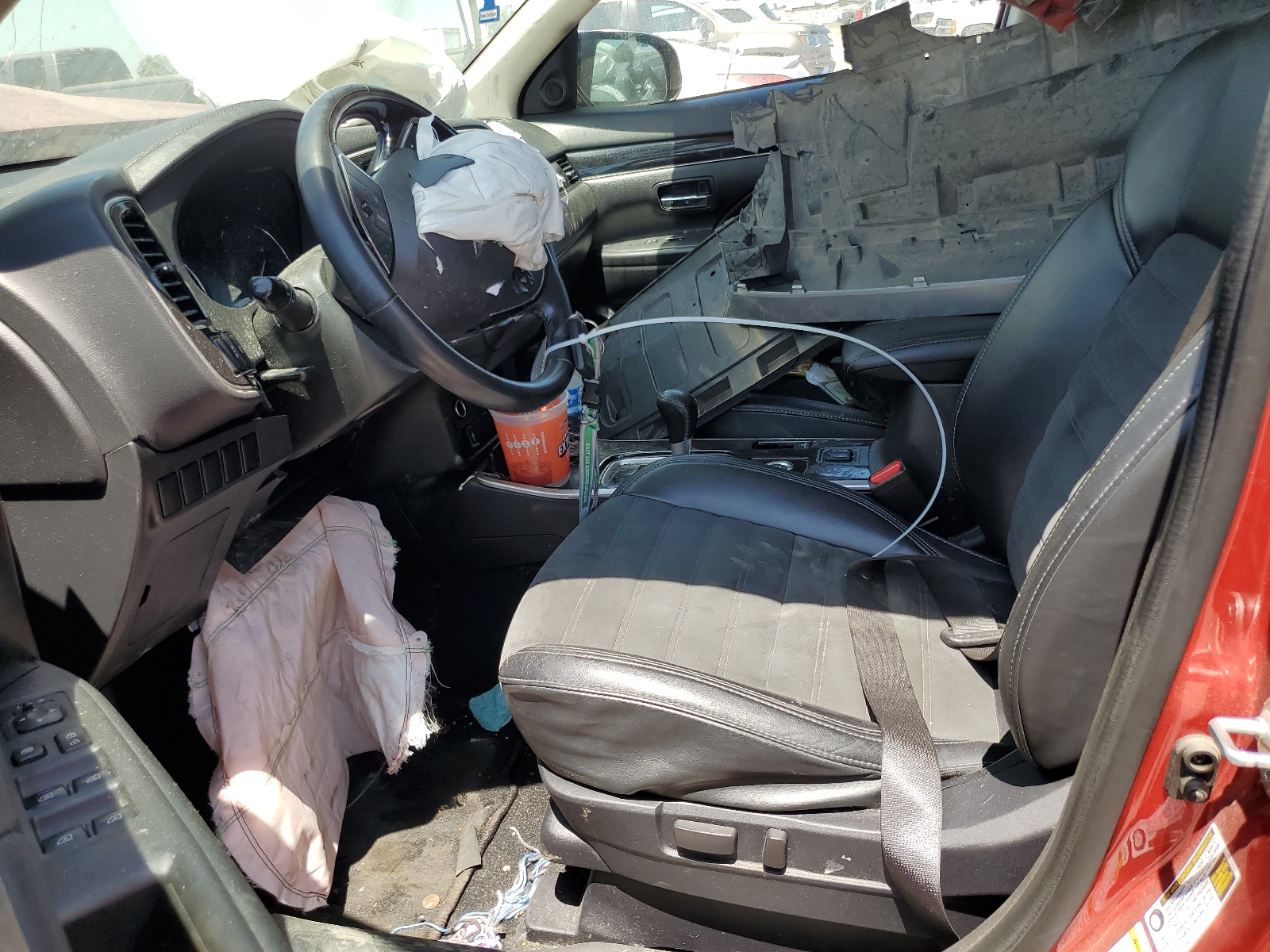 JA4AZ3A37KZ044008 2019 Mitsubishi Outlander Se