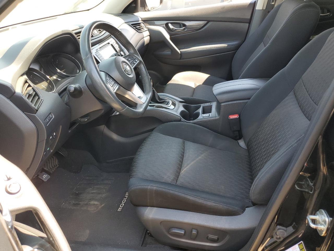 2018 Nissan Rogue S VIN: KNMAT2MTXJP504043 Lot: 62820994