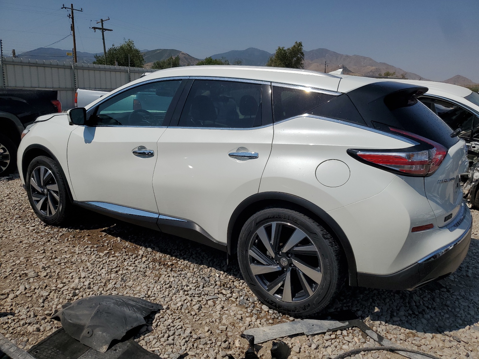 2015 Nissan Murano S vin: 5N1AZ2MH5FN255336