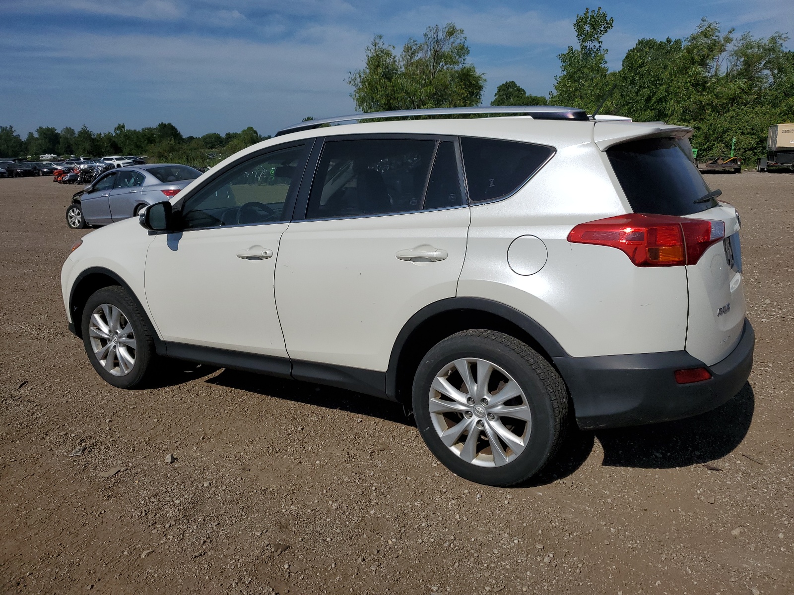 2013 Toyota Rav4 Limited vin: JTMDFREV2D5002396