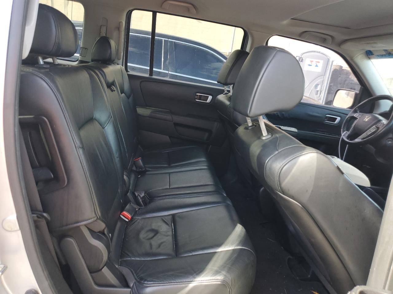 2011 Honda Pilot Exln VIN: 5FNYF3H75BB017675 Lot: 64144974