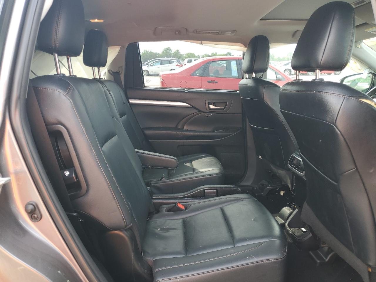 2019 Toyota Highlander Se VIN: 5TDJZRFH9KS599993 Lot: 65191454