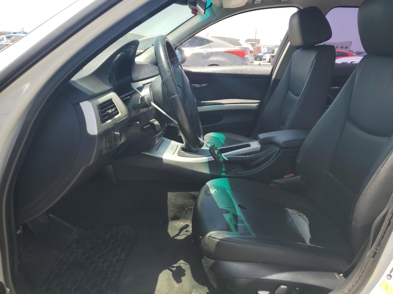 2008 BMW 328 I VIN: WBAVA37508NL52917 Lot: 61269104