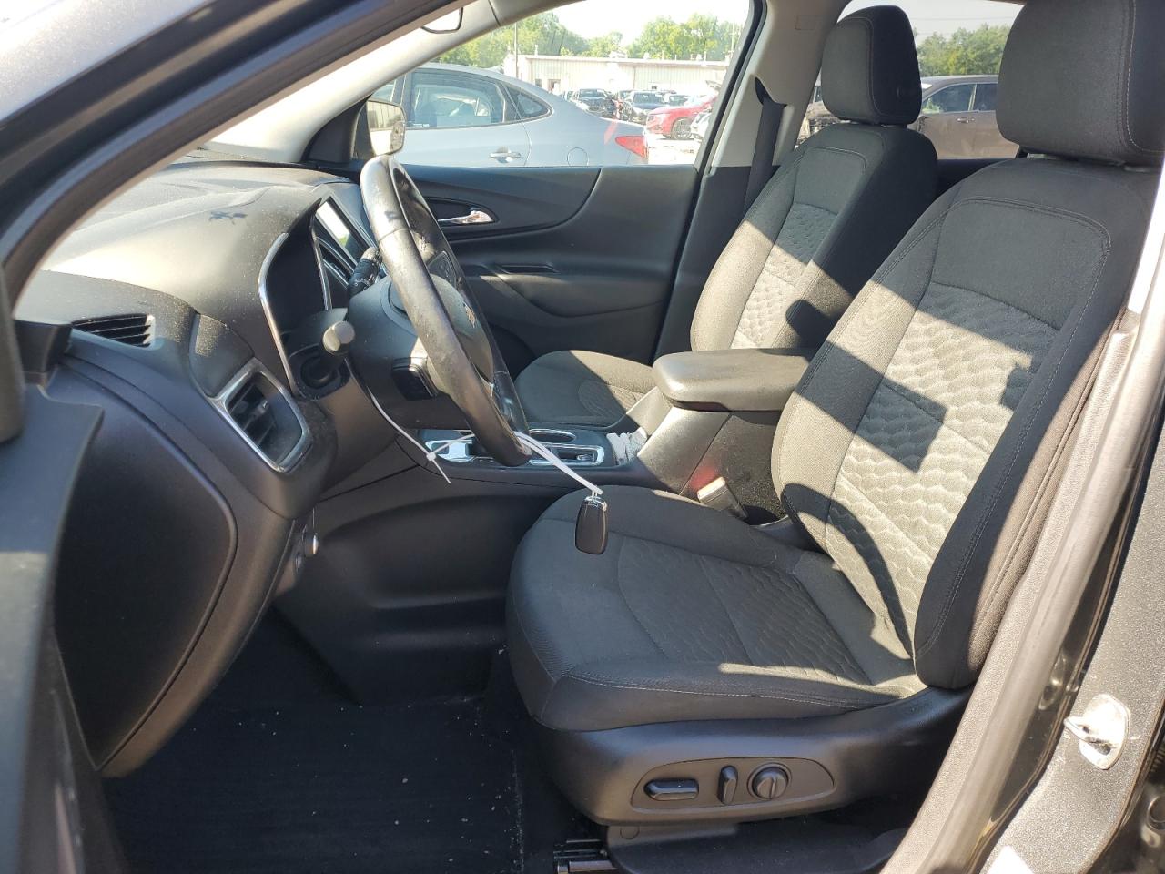 2019 Chevrolet Equinox Lt VIN: 2GNAXTEV0K6242200 Lot: 63335334