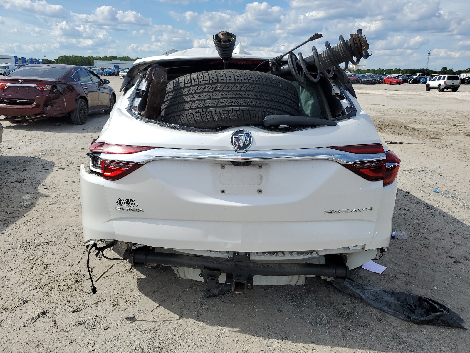 5GAERDKW1JJ249974 2018 Buick Enclave Avenir