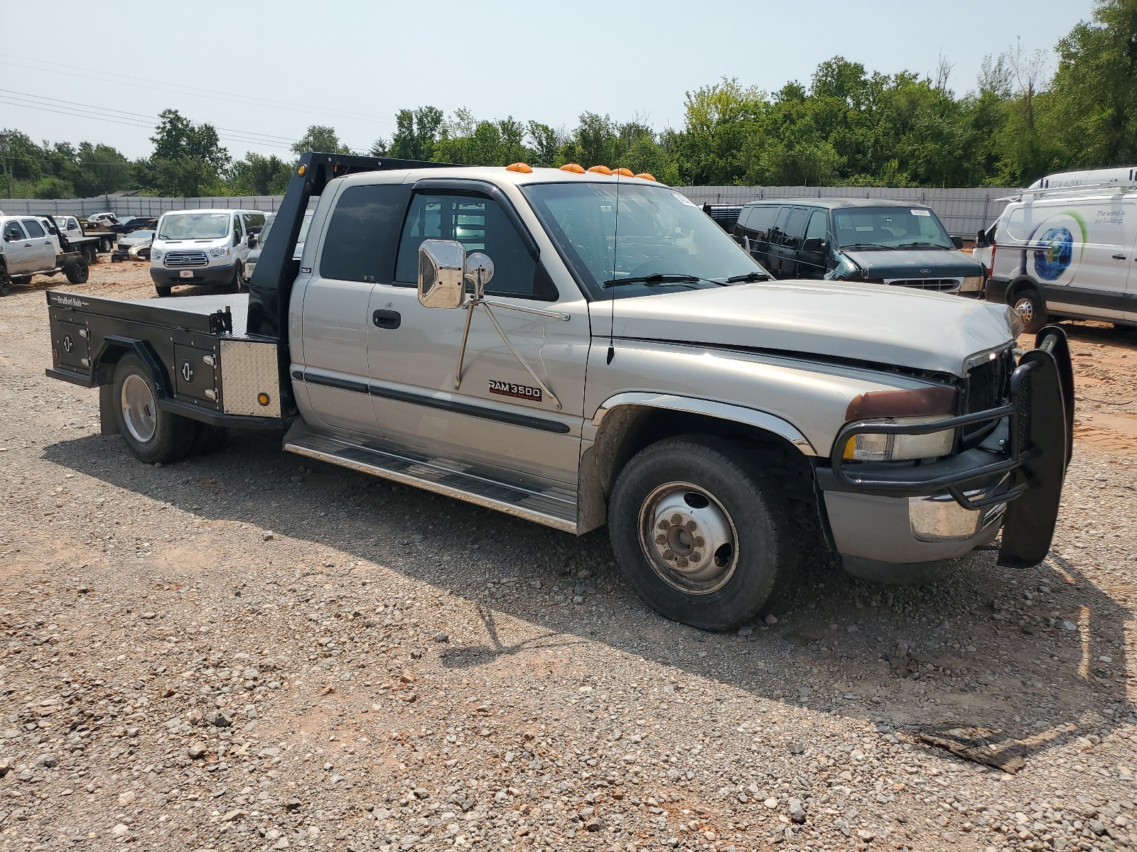 1B7MC336XXJ633166 1999 Dodge Ram 3500