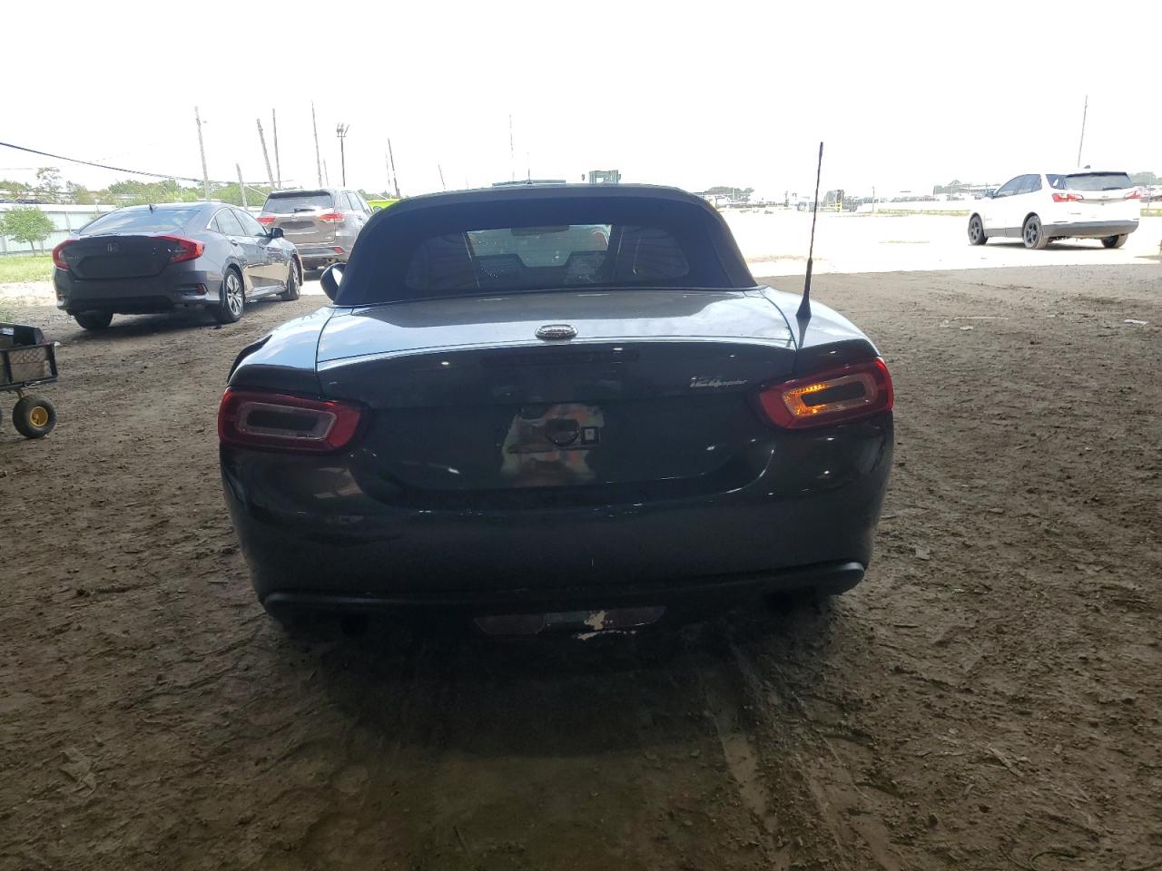 2017 Fiat 124 Spider - Image 6