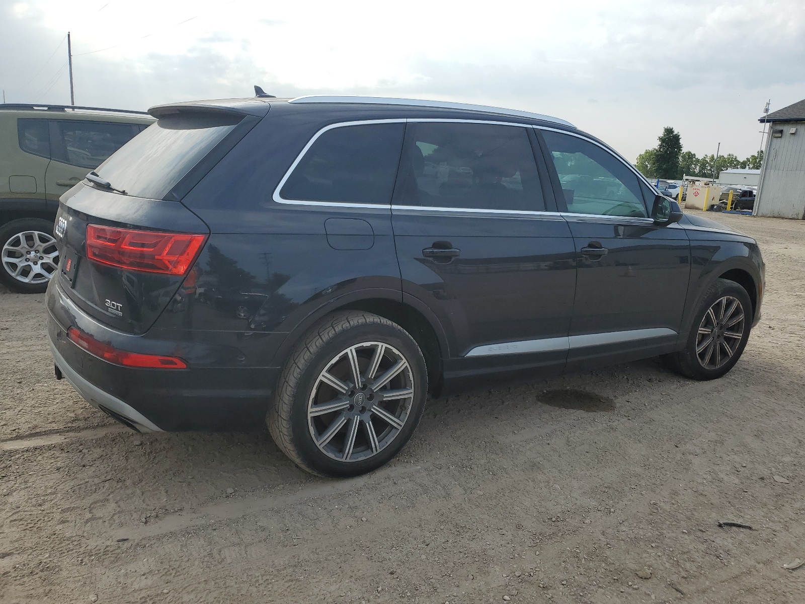 2017 Audi Q7 Prestige vin: WA1VAAF7XHD031218