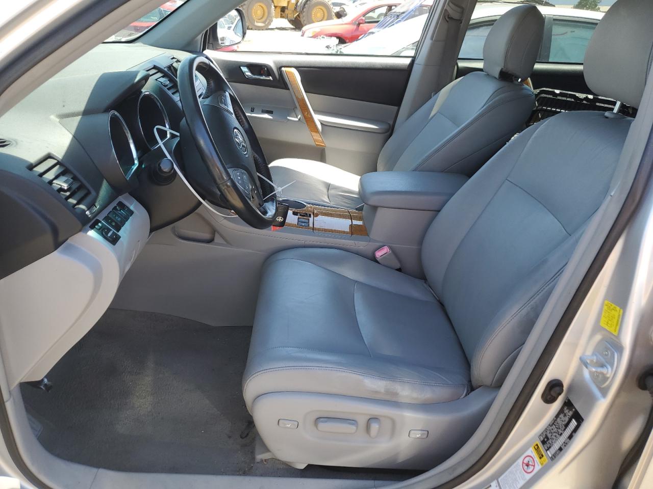 2010 Toyota Highlander Hybrid Limited VIN: JTEJW3EH6A2044850 Lot: 63980694